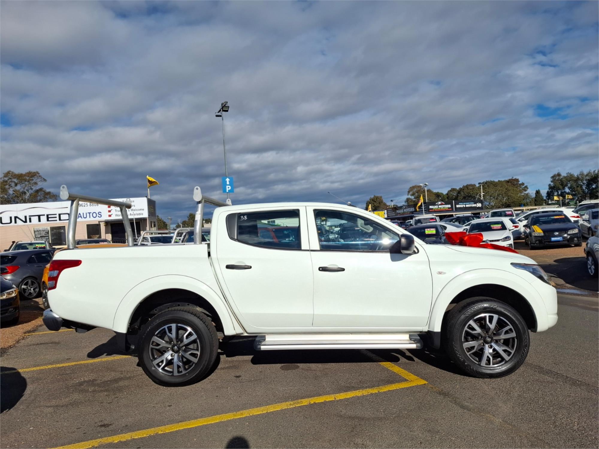 2017 MITSUBISHI TRITON MQ MY17 GLX (4x4) 5 SP AUTOMATIC DUAL CAB UTILITY