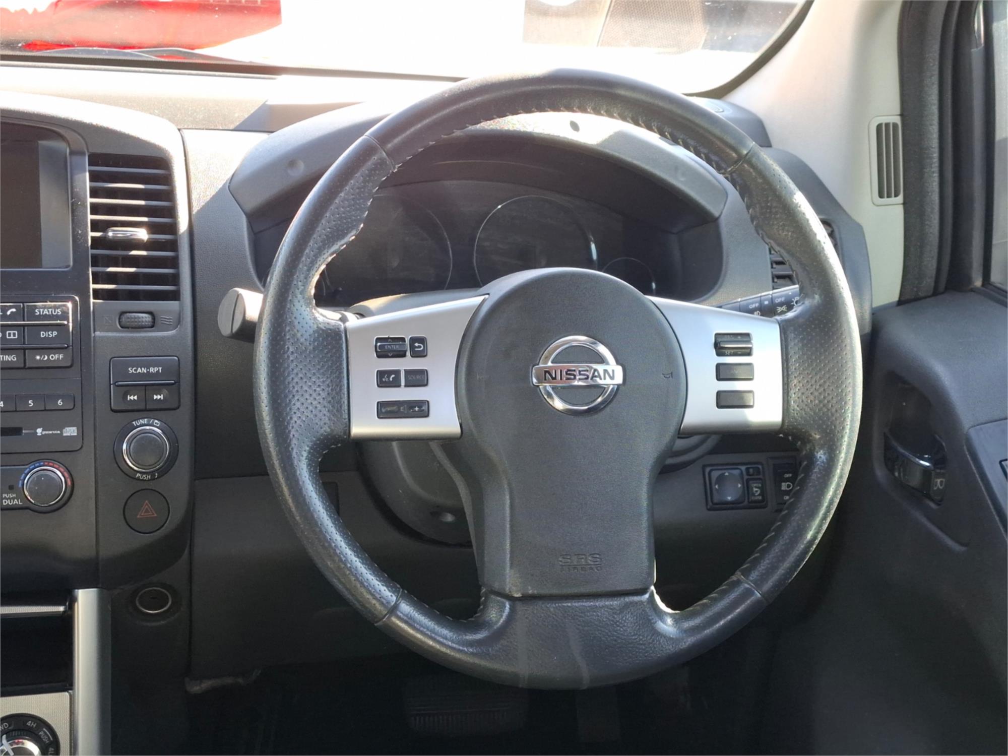2012 NISSAN NAVARA D40 MY12 ST-X 550 (4x4) 7 SP AUTOMATIC DUAL CAB UTILITY