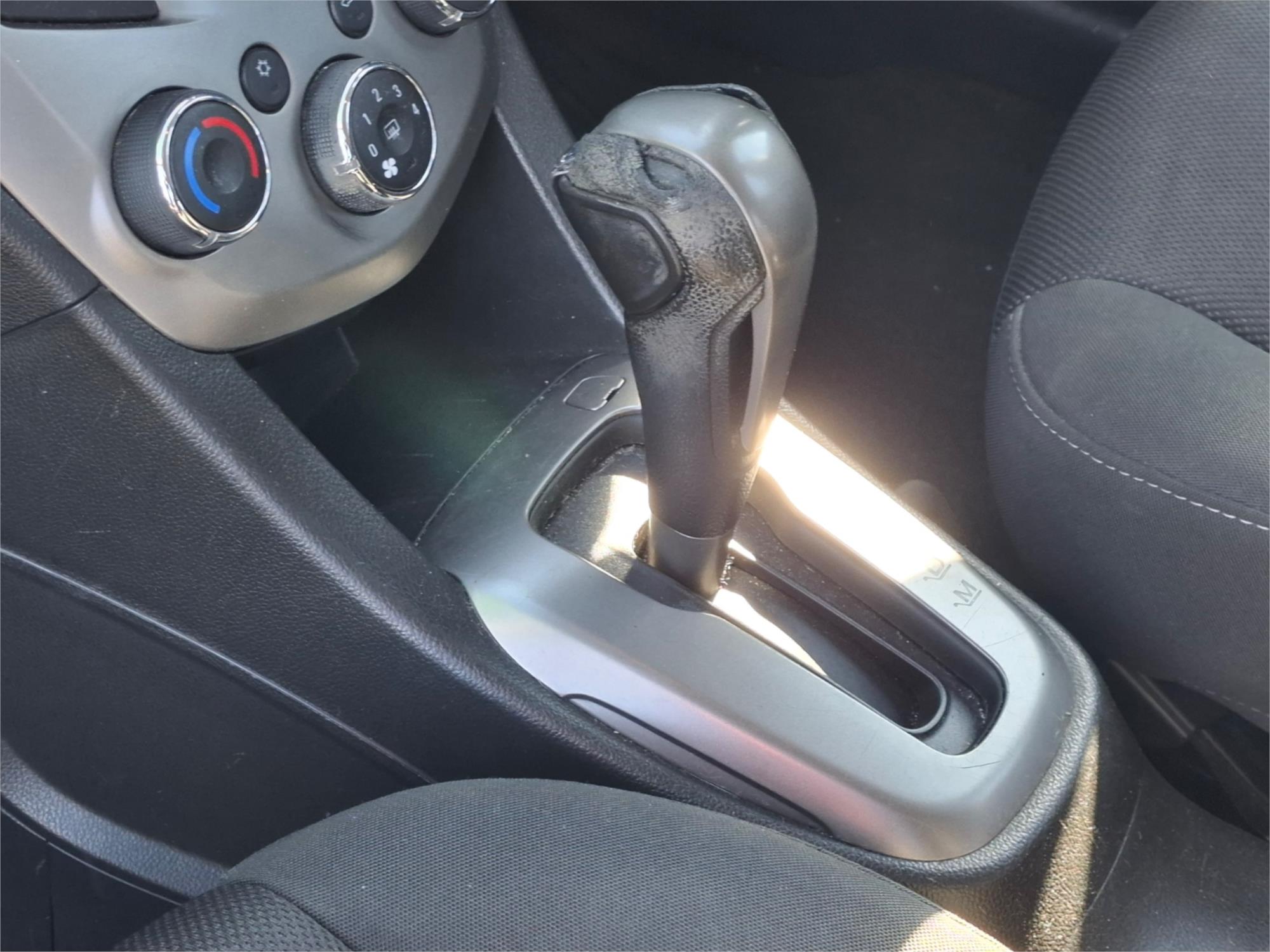2013 HOLDEN BARINA TM MY13 CD 6 SP AUTOMATIC 5D HATCHBACK