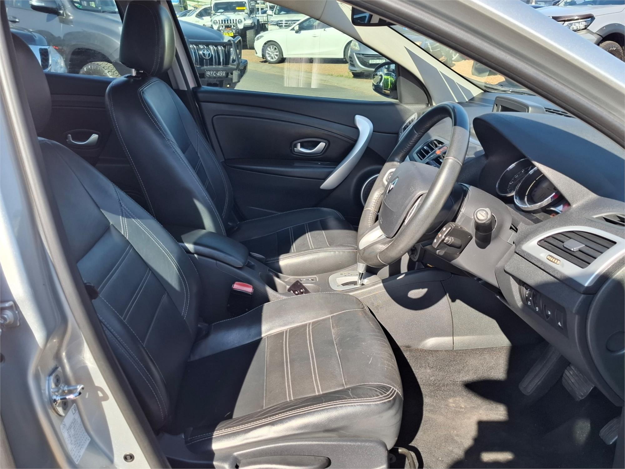 2014 RENAULT FLUENCE X38 MY13 DYNAMIQUE CONTINUOUS VARIABLE 4D SEDAN