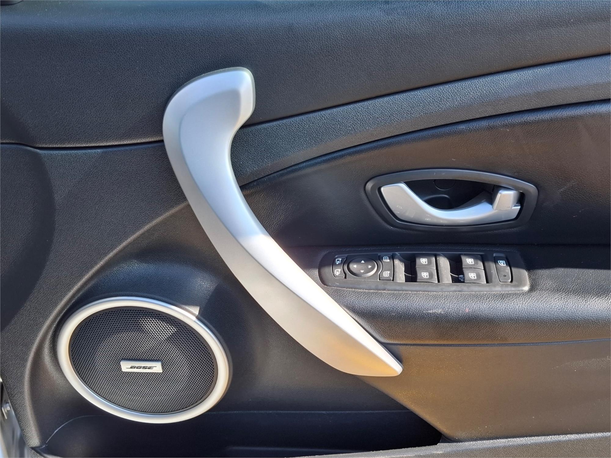 2014 RENAULT FLUENCE X38 MY13 DYNAMIQUE CONTINUOUS VARIABLE 4D SEDAN