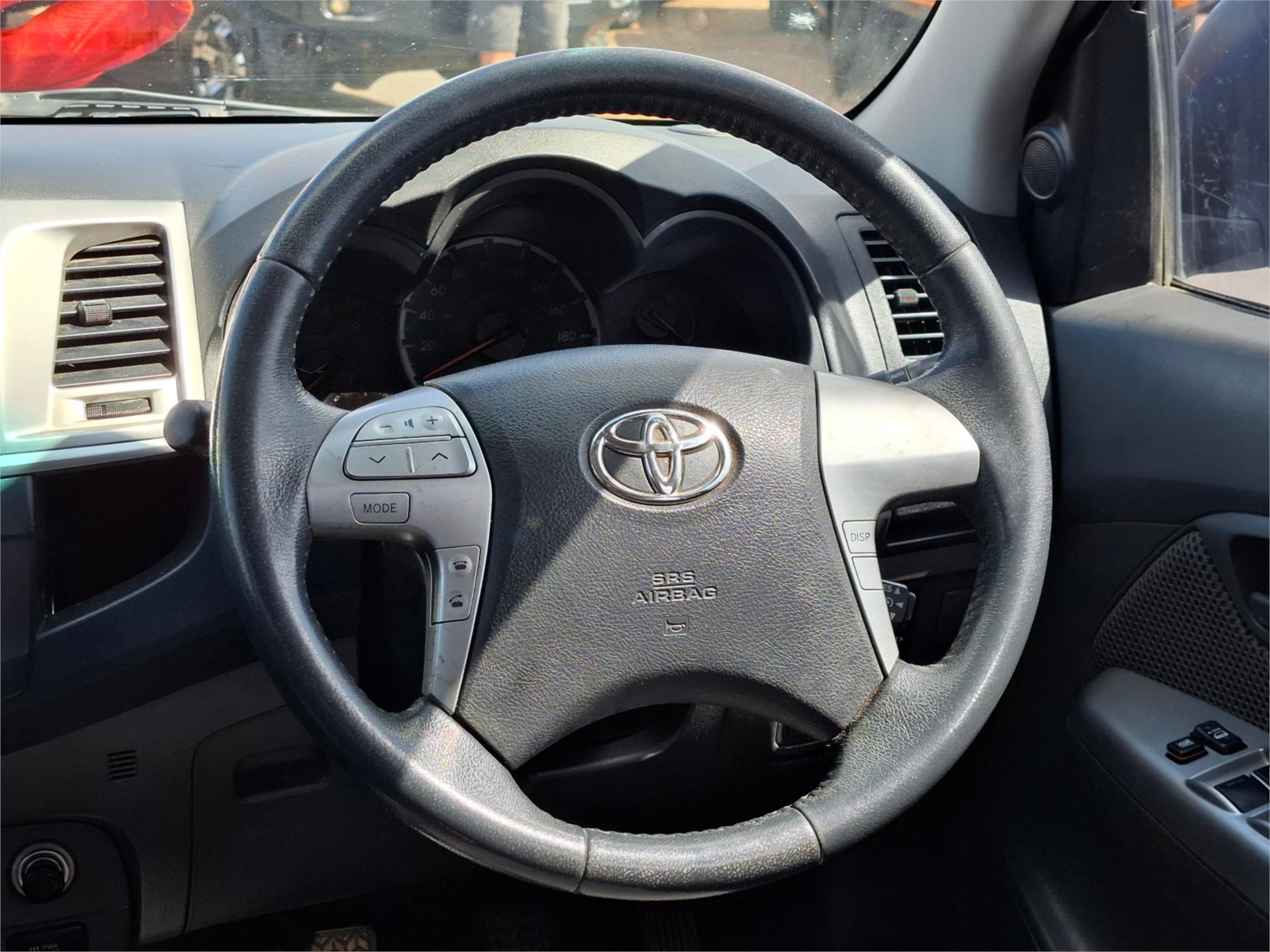 2013 TOYOTA HILUX KUN26R MY12 SR5 (4x4) 5 SP MANUAL DUAL CAB P/UP