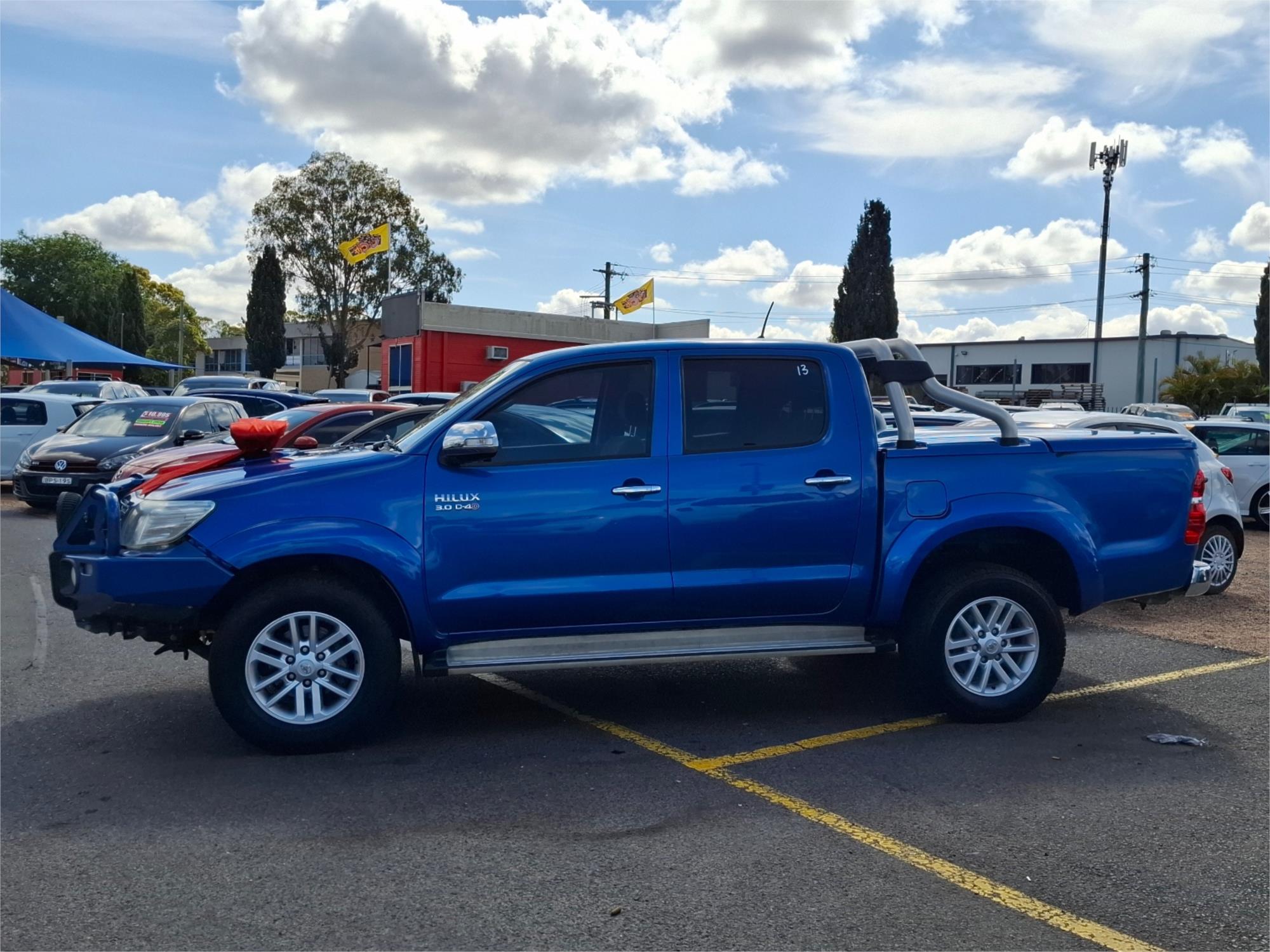 2013 TOYOTA HILUX KUN26R MY12 SR5 (4x4) 5 SP MANUAL DUAL CAB P/UP