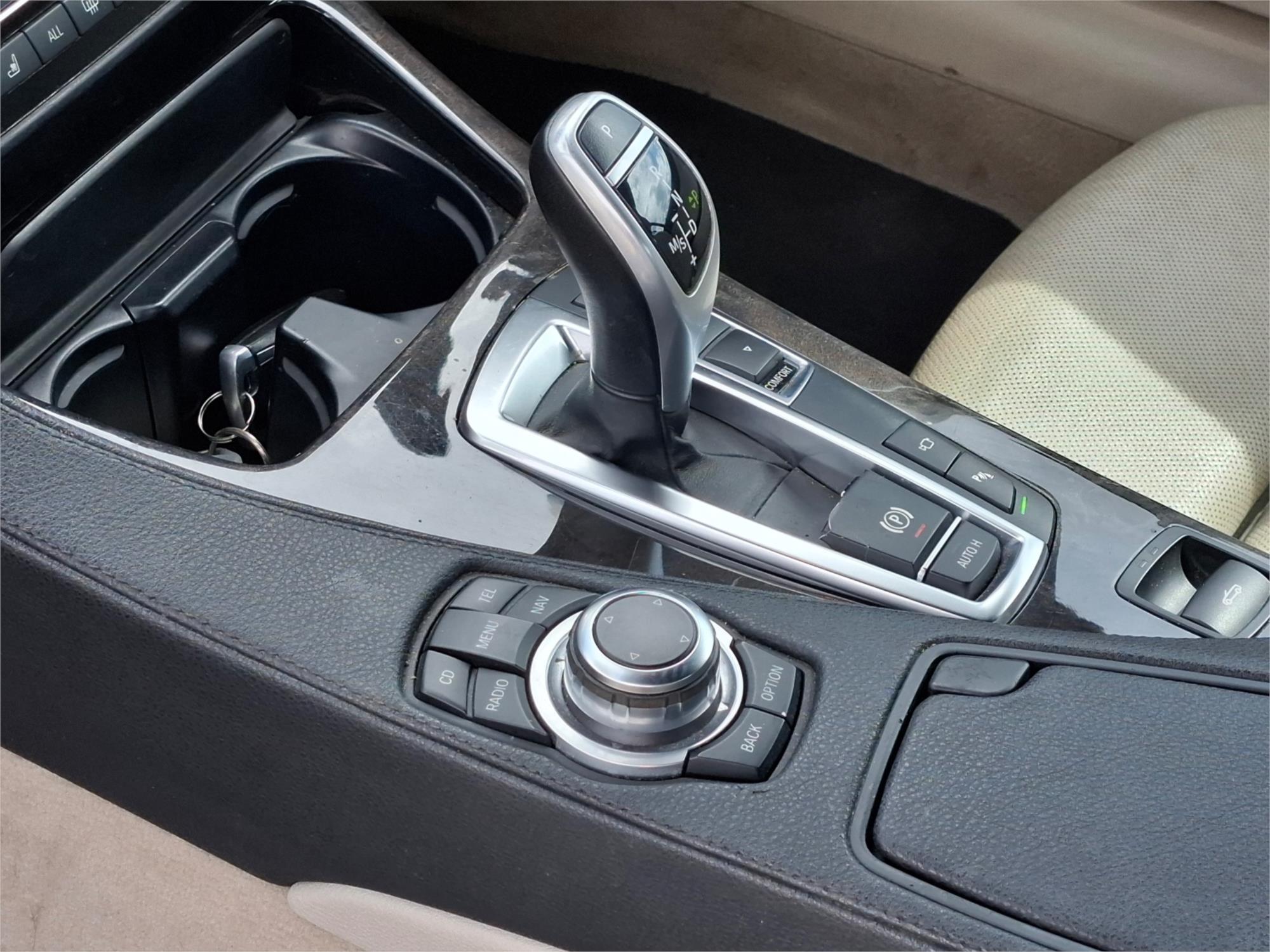 2011 BMW 6 F12 50i 8 SP AUTOMATIC 2D CONVERTIBLE