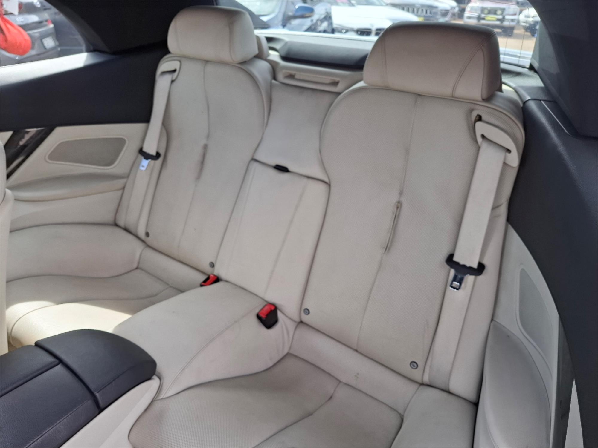 2011 BMW 6 F12 50i 8 SP AUTOMATIC 2D CONVERTIBLE