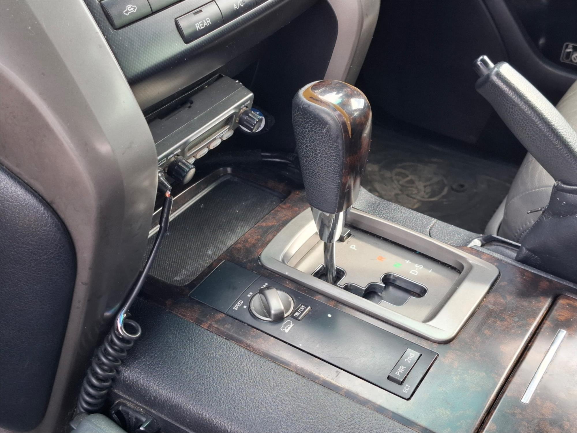 2008 TOYOTA LANDCRUISER UZJ200R VX (4x4) 5 SP AUTOMATIC 4D WAGON