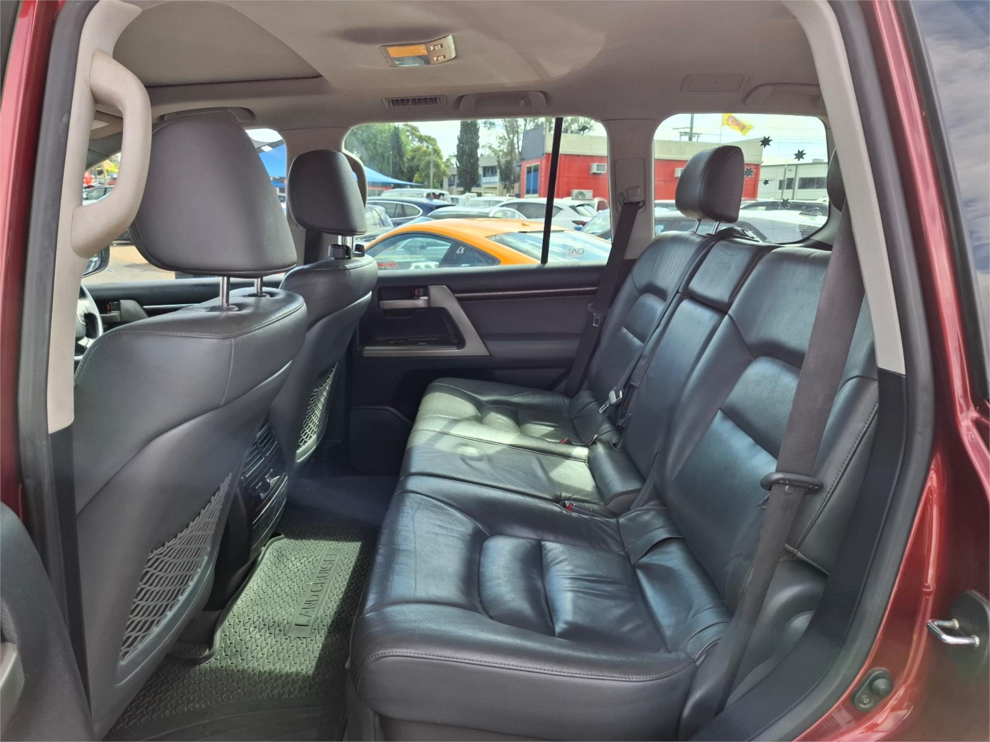 2008 TOYOTA LANDCRUISER UZJ200R VX (4x4) 5 SP AUTOMATIC 4D WAGON
