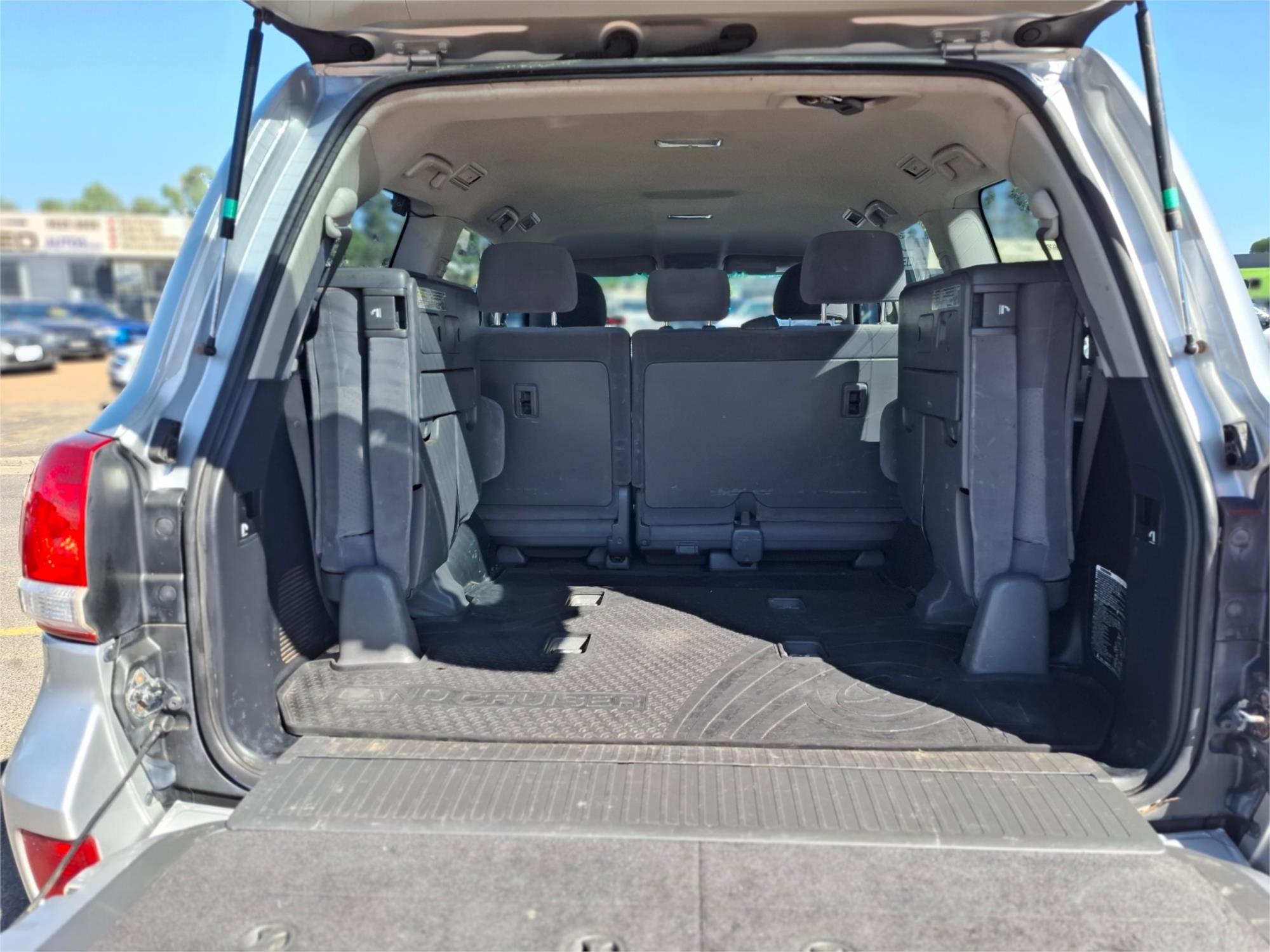 2008 TOYOTA LANDCRUISER UZJ200R SAHARA (4x4) 5 SP AUTOMATIC 4D WAGON