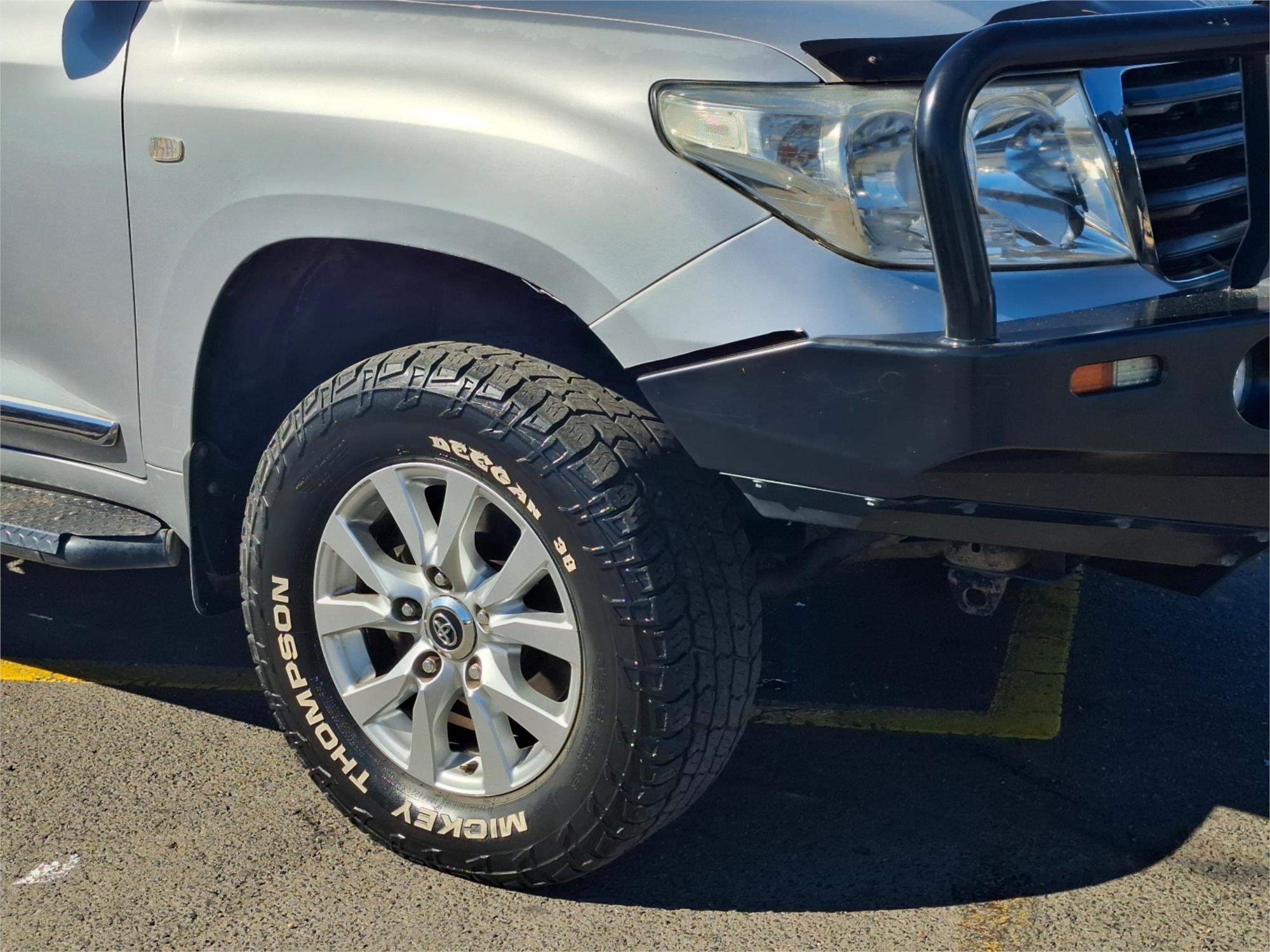 2008 TOYOTA LANDCRUISER UZJ200R SAHARA (4x4) 5 SP AUTOMATIC 4D WAGON
