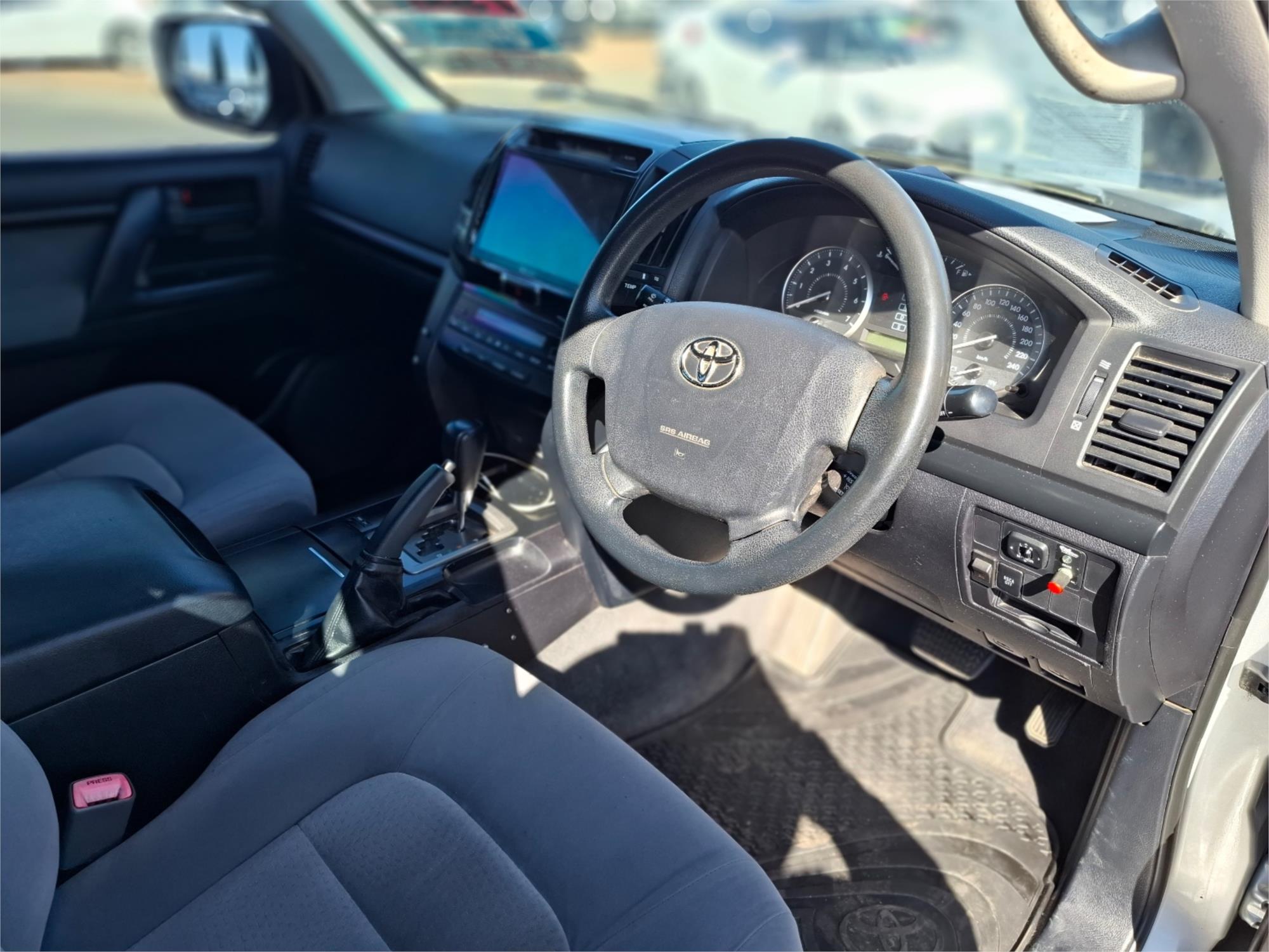 2008 TOYOTA LANDCRUISER UZJ200R SAHARA (4x4) 5 SP AUTOMATIC 4D WAGON