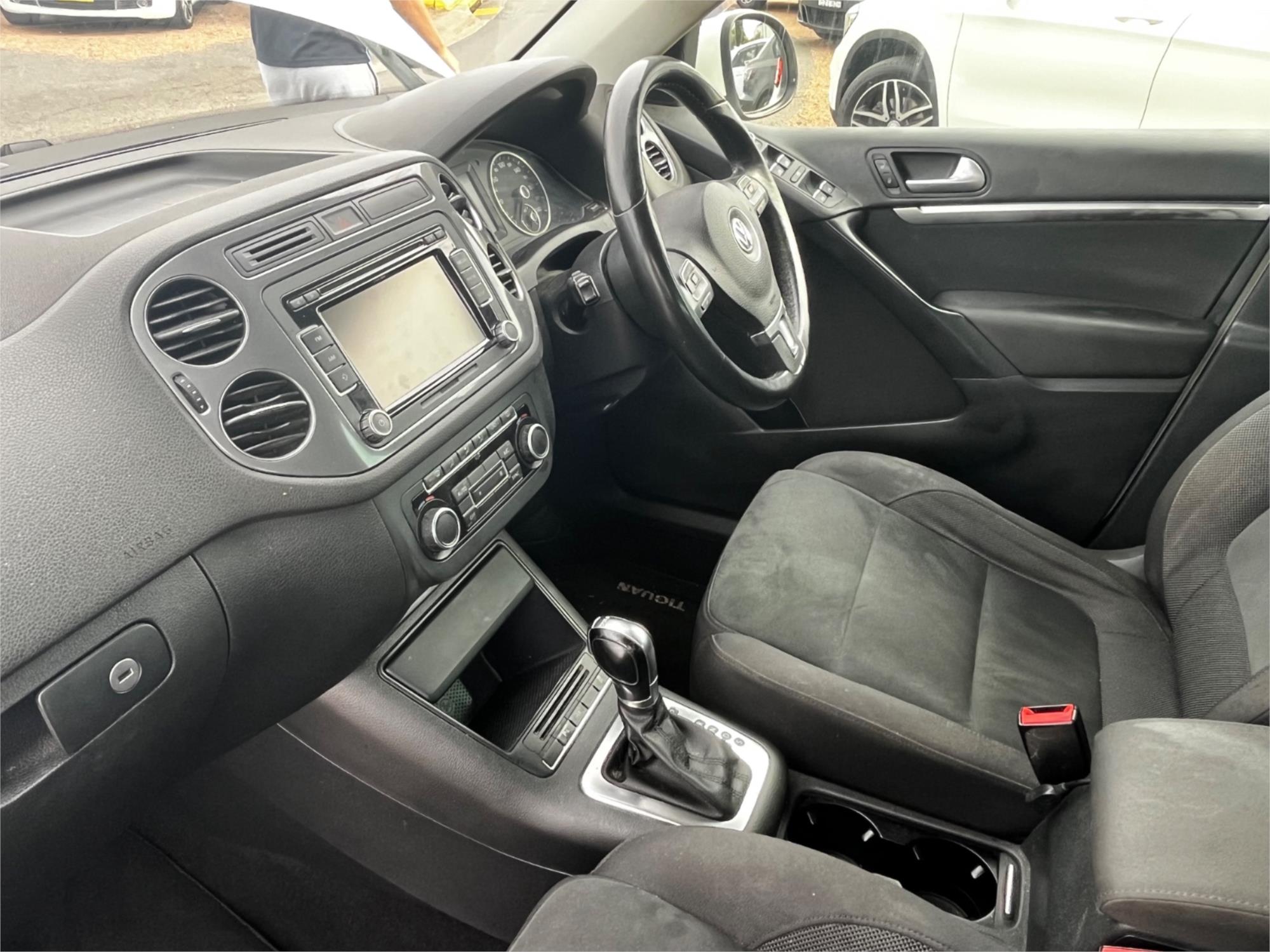 2012 VOLKSWAGEN TIGUAN 5NC MY13 155 TSI (4x4) 7 SP AUTO DIRECT SHIFT 4D WAGON