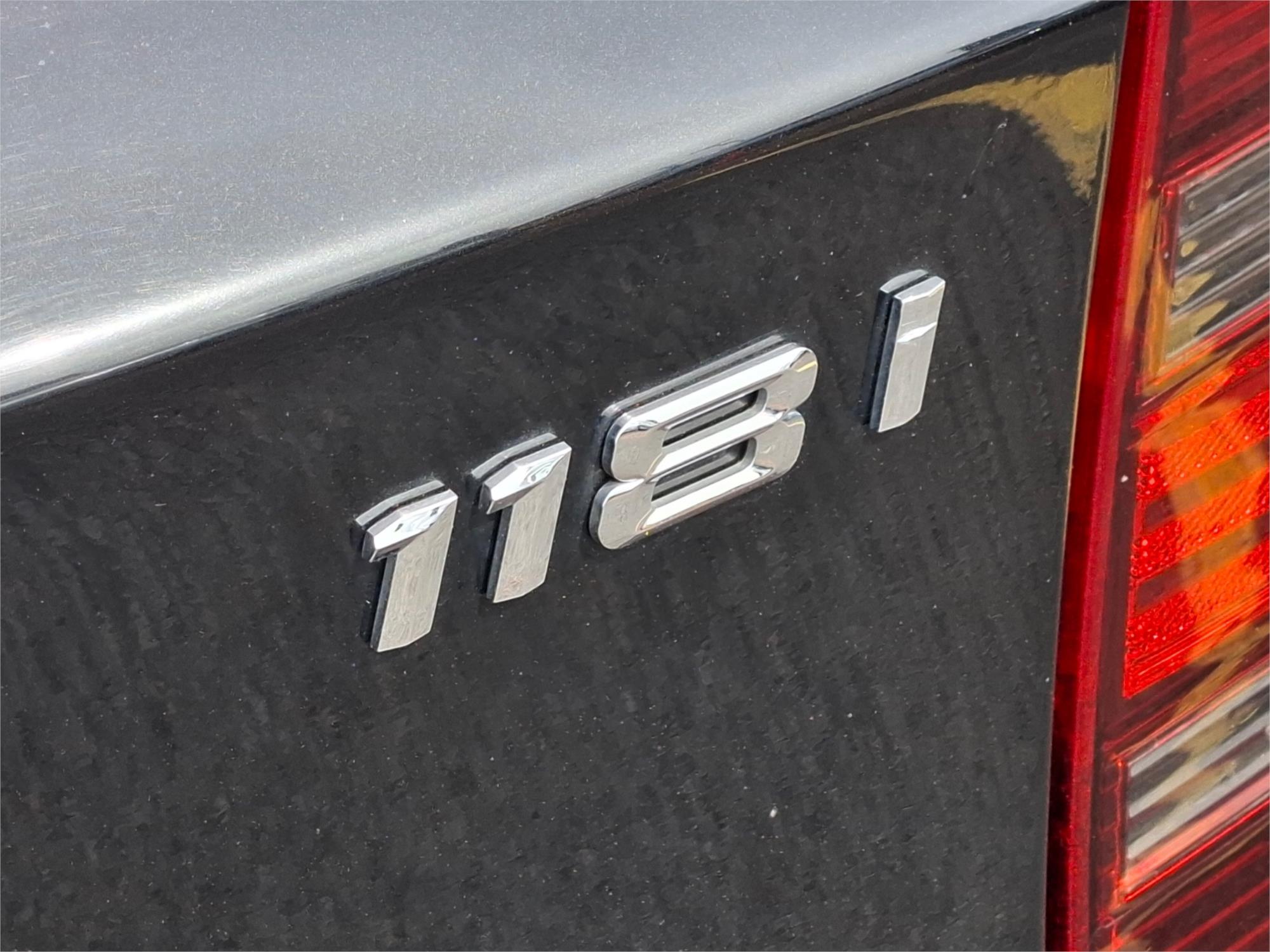 2011 BMW 1 E87 MY11 18i 6 SP AUTOMATIC 5D HATCHBACK