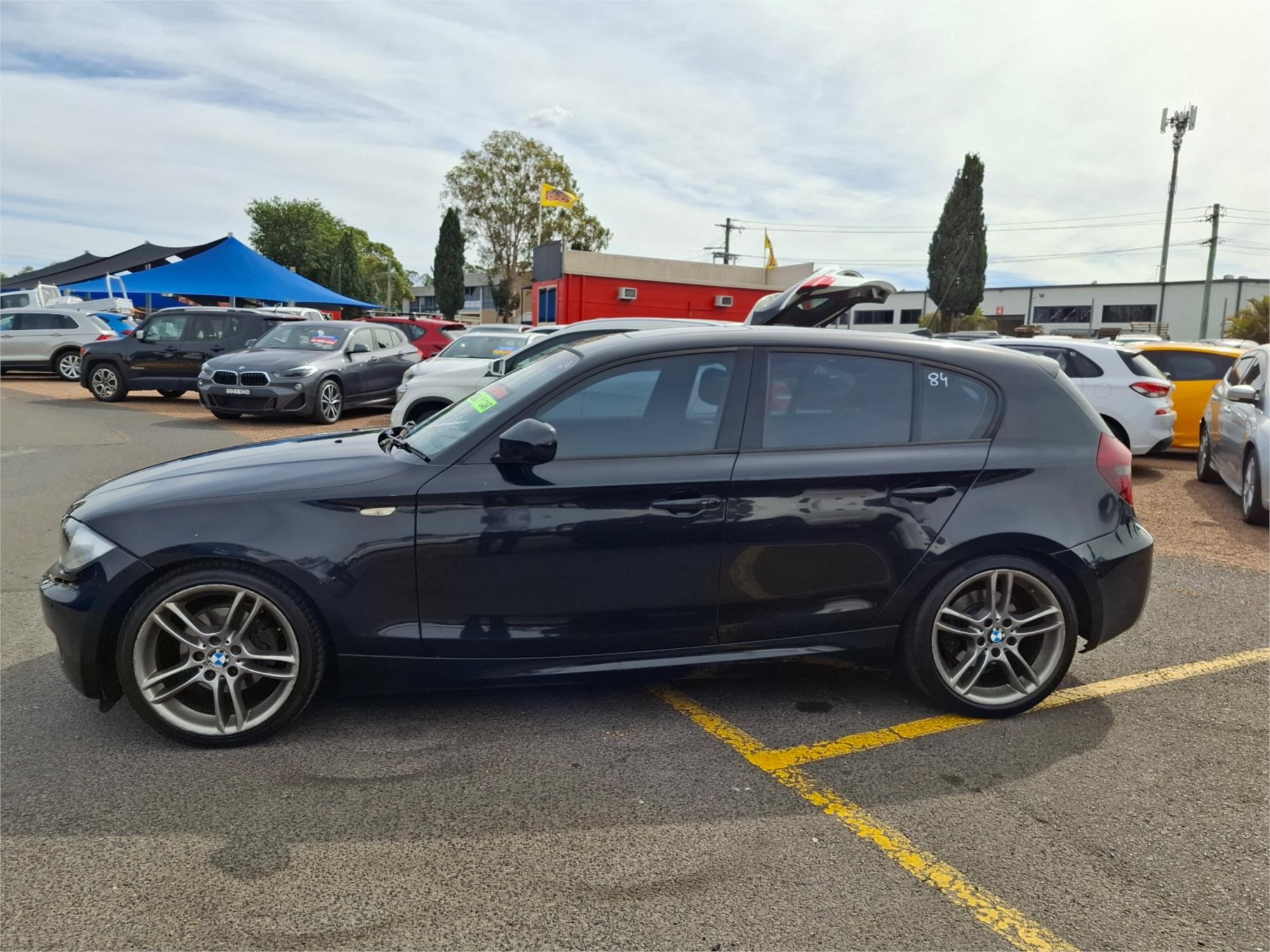 2011 BMW 1 E87 MY11 18i 6 SP AUTOMATIC 5D HATCHBACK