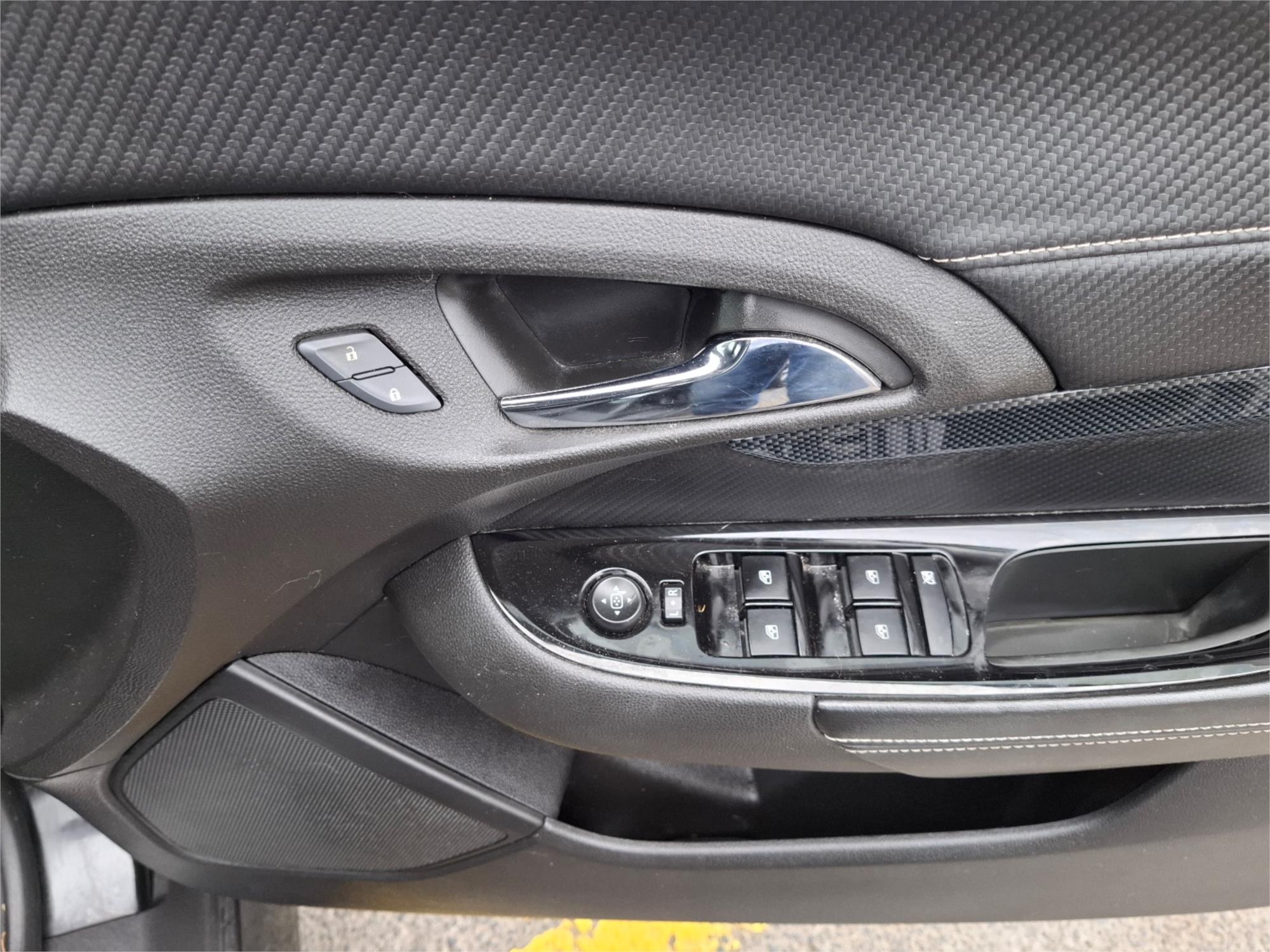 2013 HOLDEN COMMODORE VF SV6 6 SP AUTOMATIC 4D SPORTWAGON