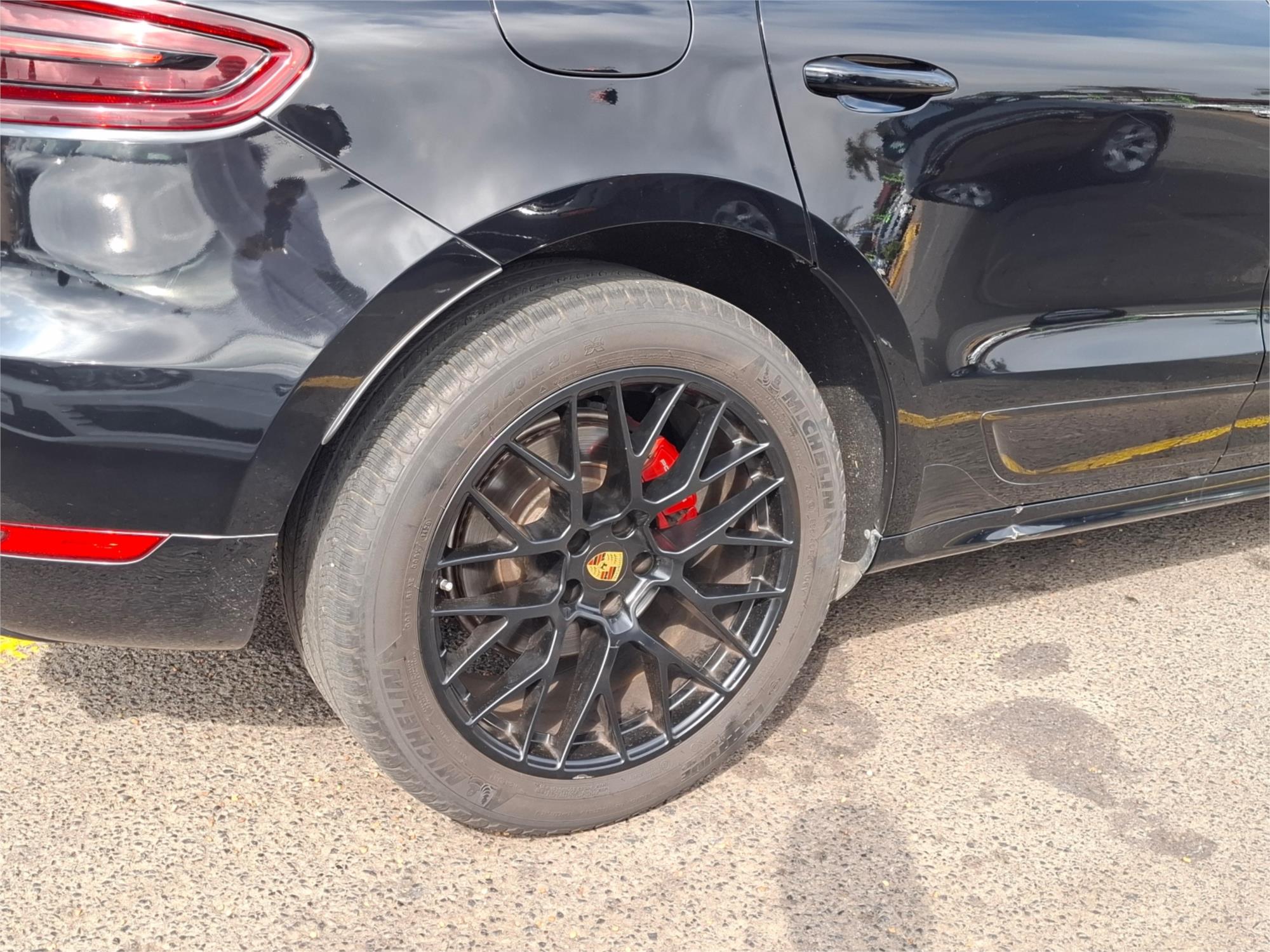2017 PORSCHE MACAN 95B MY18 GTS 7 SP AUTO DUAL CLUTCH 4D WAGON
