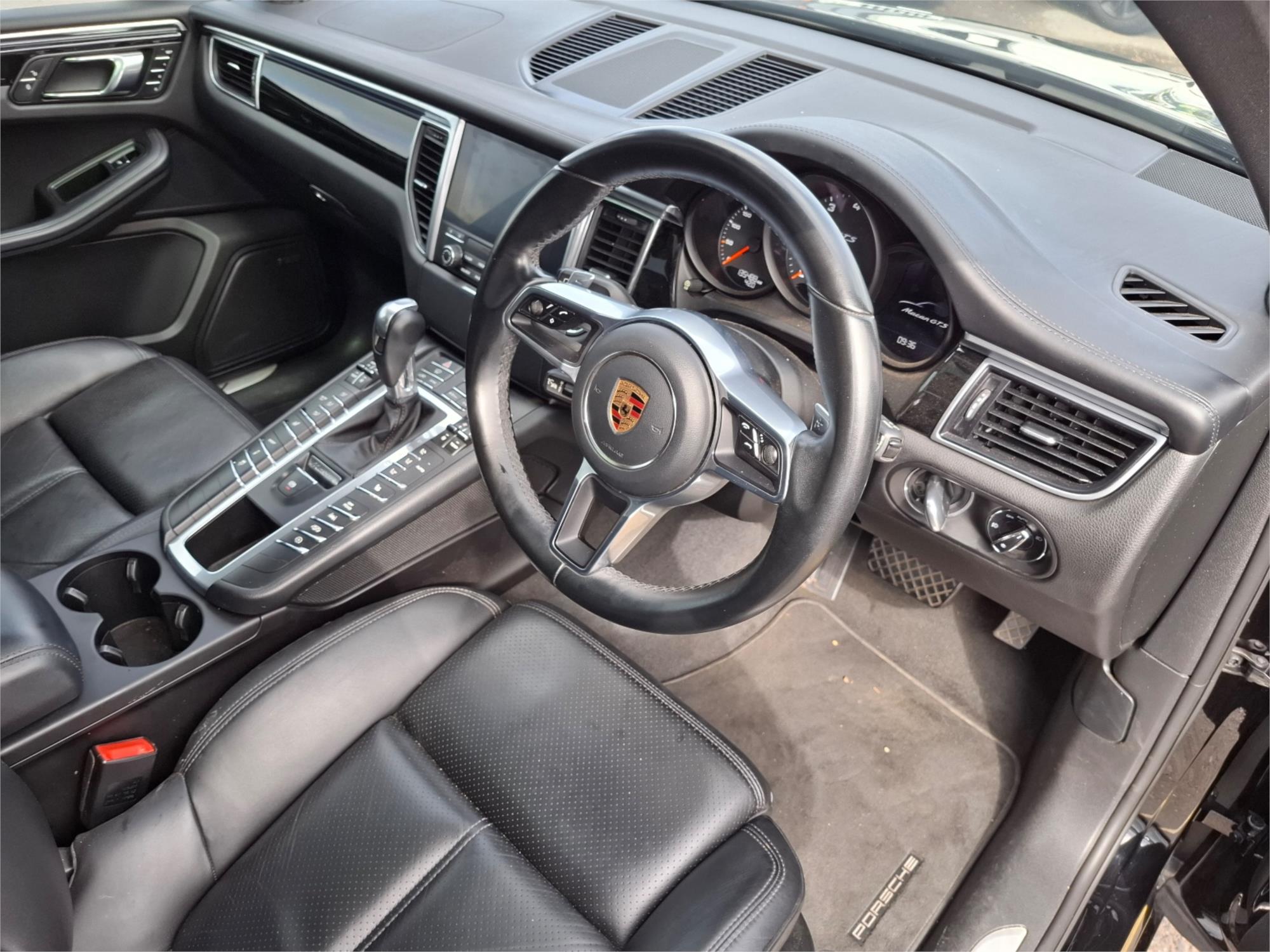 2017 PORSCHE MACAN 95B MY18 GTS 7 SP AUTO DUAL CLUTCH 4D WAGON