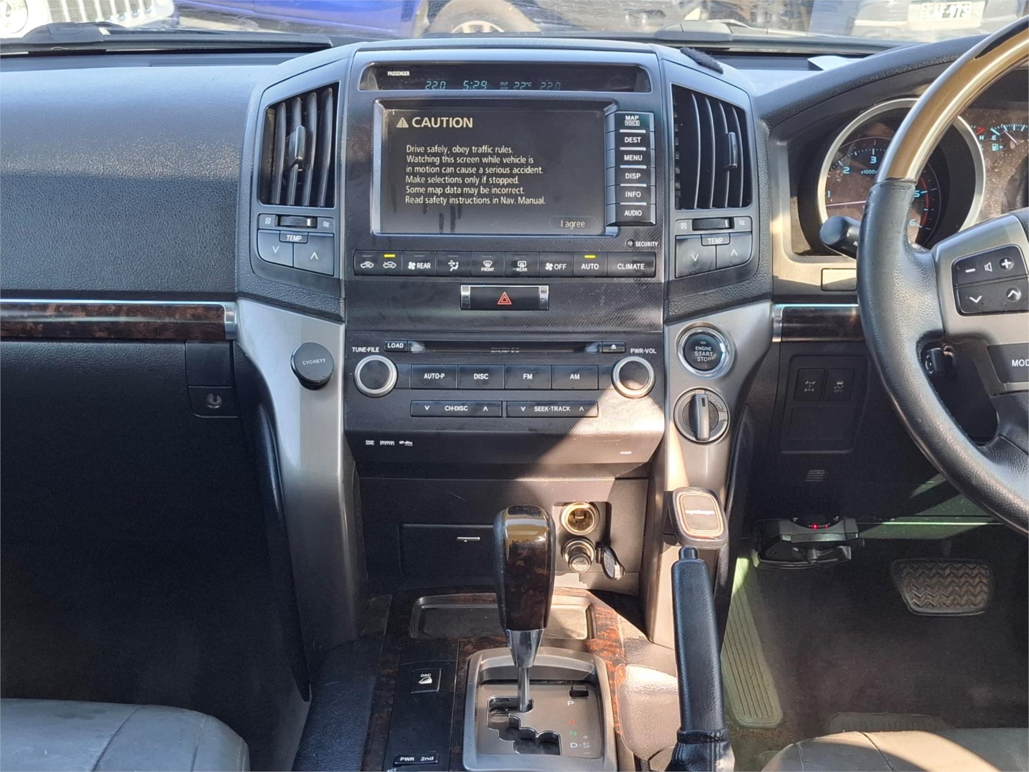 2008 TOYOTA LANDCRUISER VDJ200R SAHARA (4x4) 6 SP AUTOMATIC 4D WAGON