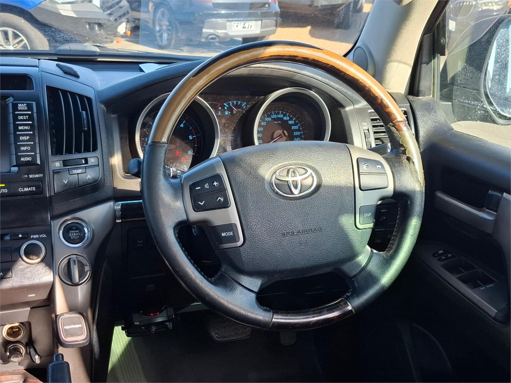2008 TOYOTA LANDCRUISER VDJ200R SAHARA (4x4) 6 SP AUTOMATIC 4D WAGON