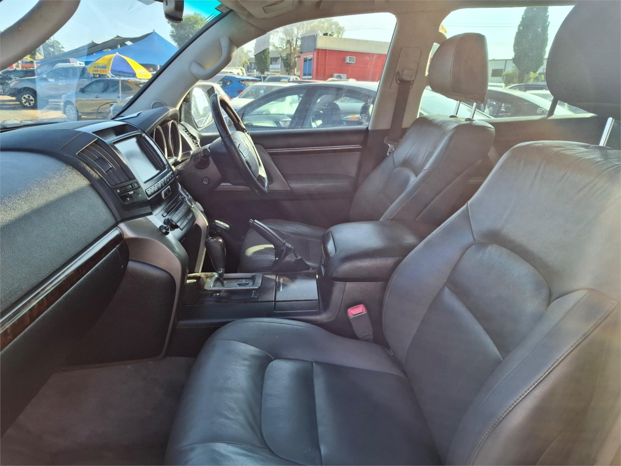 2008 TOYOTA LANDCRUISER VDJ200R SAHARA (4x4) 6 SP AUTOMATIC 4D WAGON