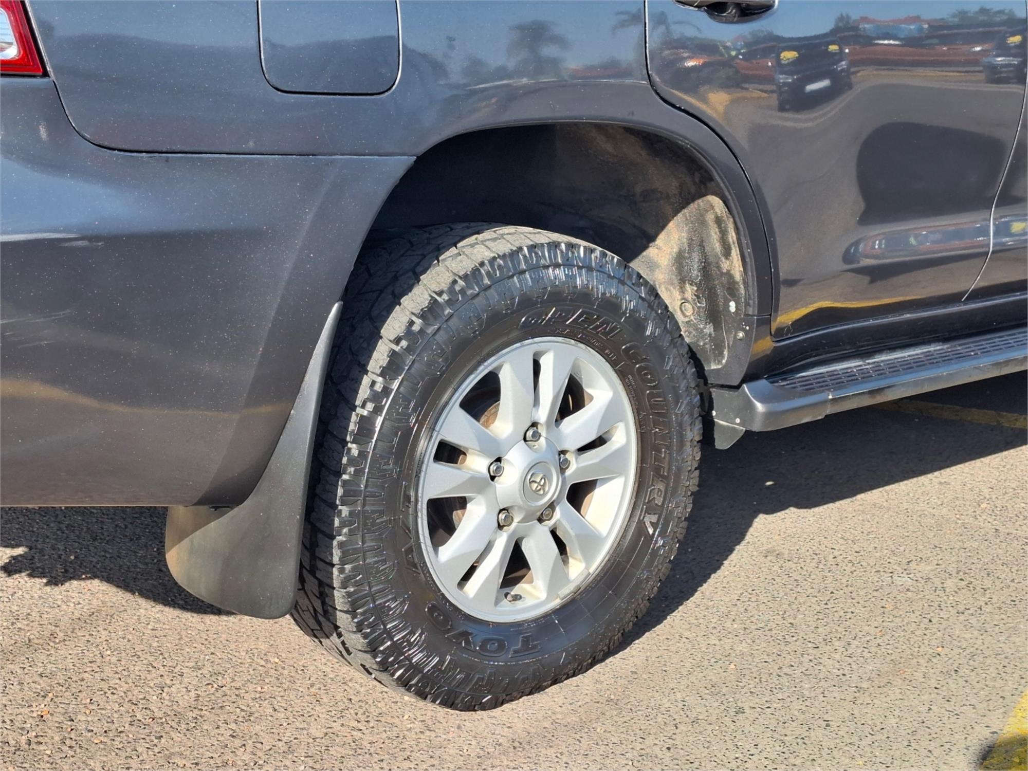 2008 TOYOTA LANDCRUISER VDJ200R SAHARA (4x4) 6 SP AUTOMATIC 4D WAGON
