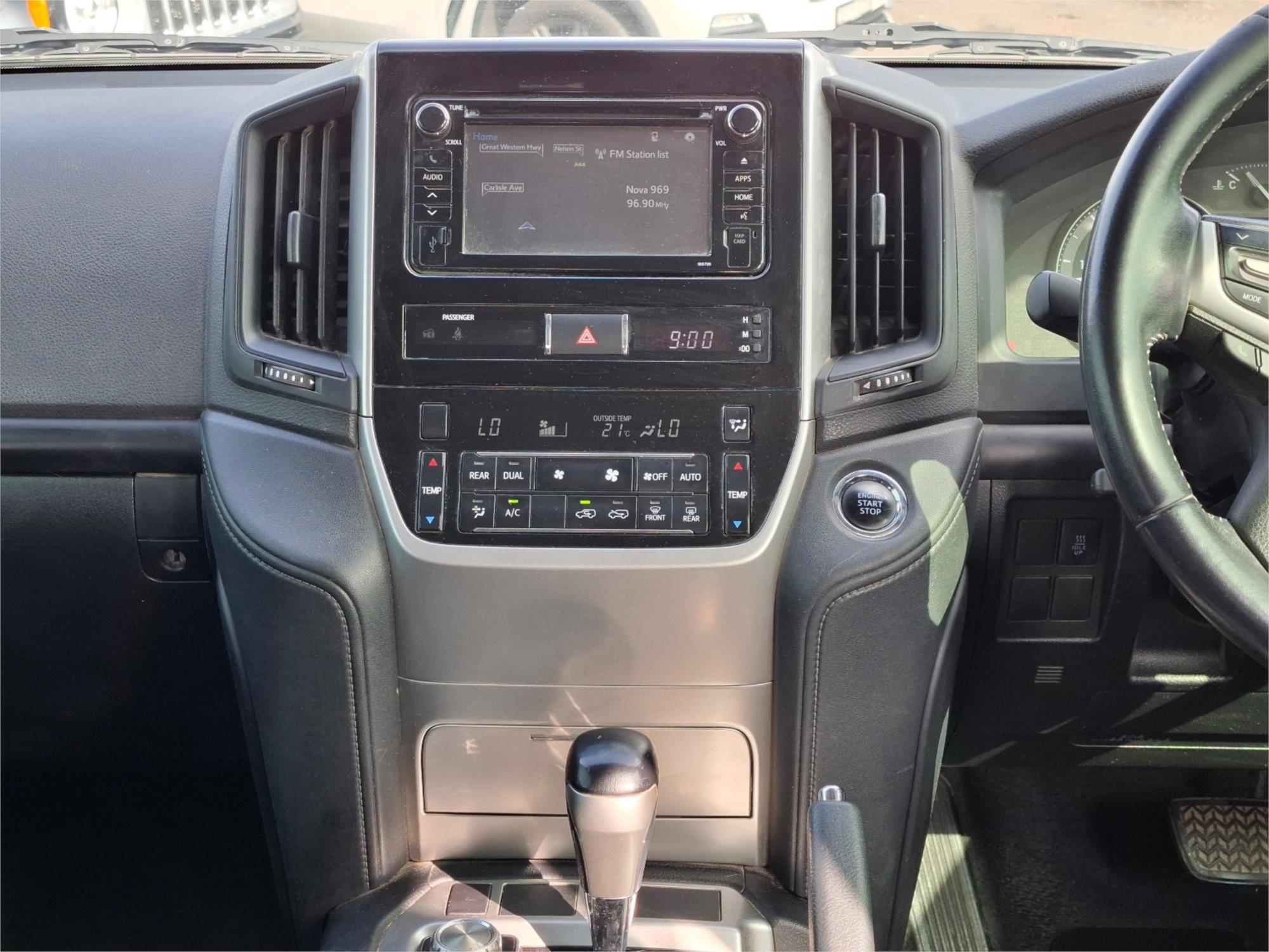 2017 TOYOTA LANDCRUISER VDJ200R MY16 GXL (4x4) 6 SP AUTOMATIC 4D WAGON