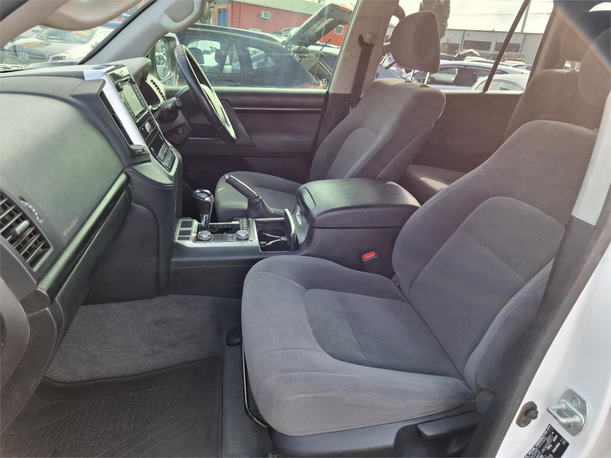 2017 TOYOTA LANDCRUISER VDJ200R MY16 GXL (4x4) 6 SP AUTOMATIC 4D WAGON