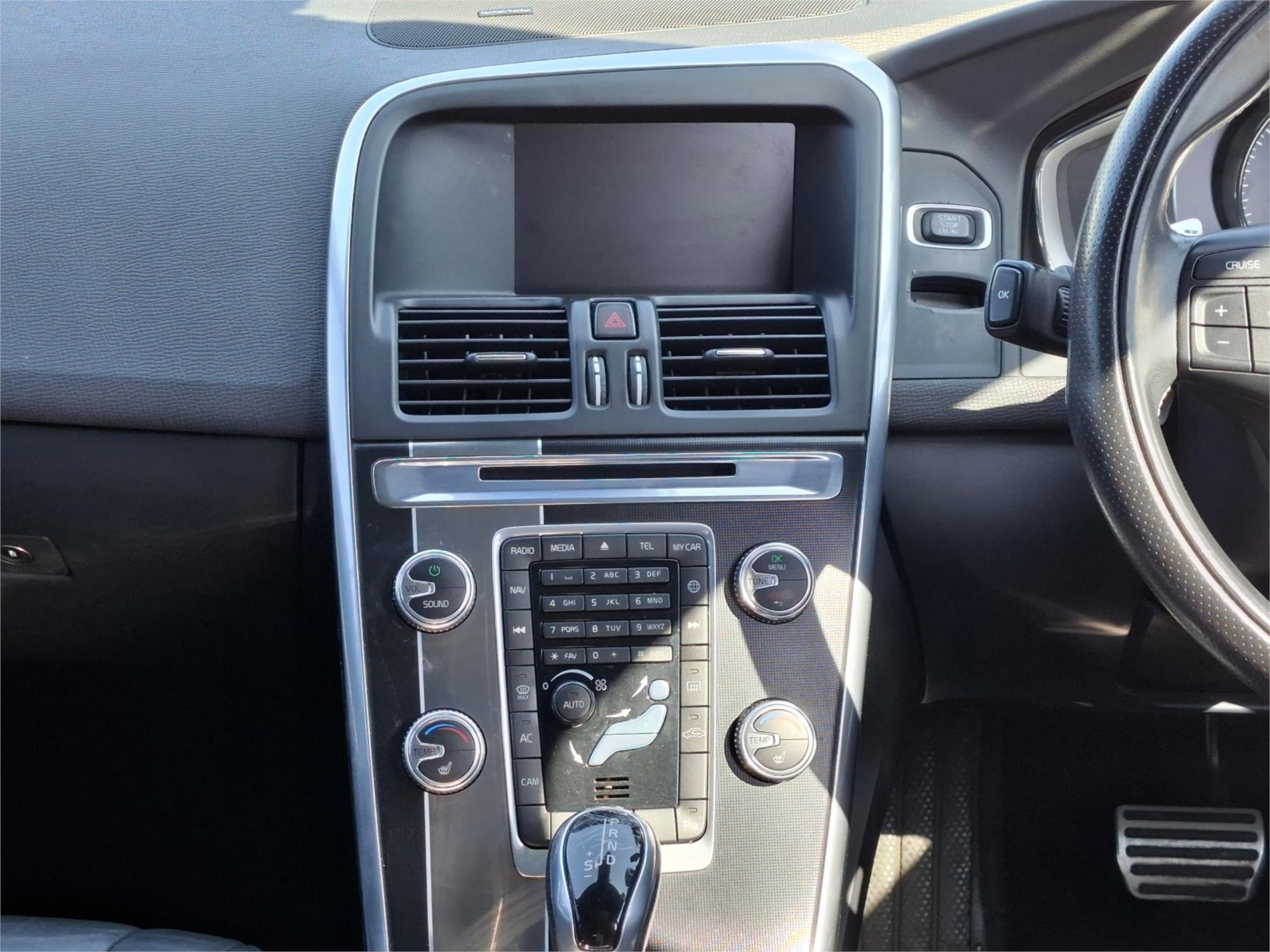 2015 VOLVO XC60 DZ MY15 T6 LUXURY 6 SP AUTOMATIC GEARTRONIC 4D WAGON