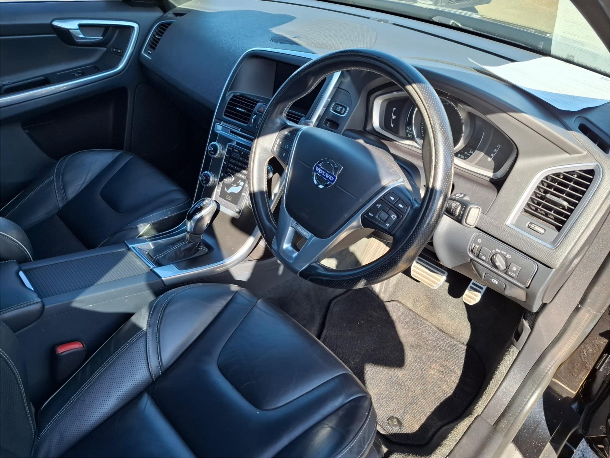 2015 VOLVO XC60 DZ MY15 T6 LUXURY 6 SP AUTOMATIC GEARTRONIC 4D WAGON