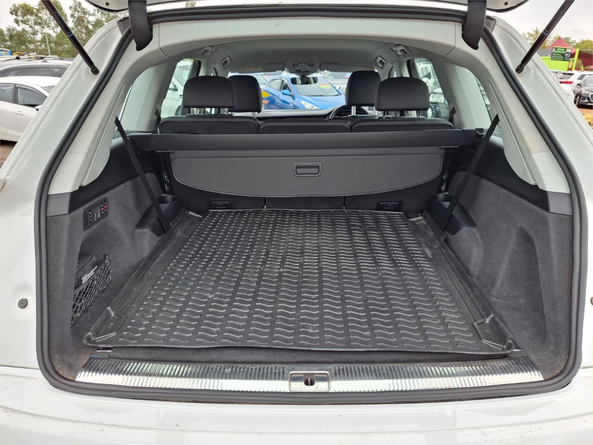 2021 AUDI Q7 4M MY20 45 TDI QUATTRO MHEV 8 SP AUTOMATIC TIPTRONIC 4D WAGON