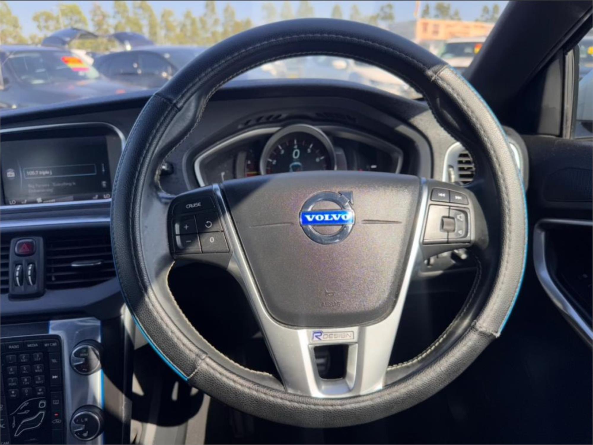 2014 VOLVO V40 M T5 R-DESIGN 6 SP AUTOMATIC 5D HATCHBACK