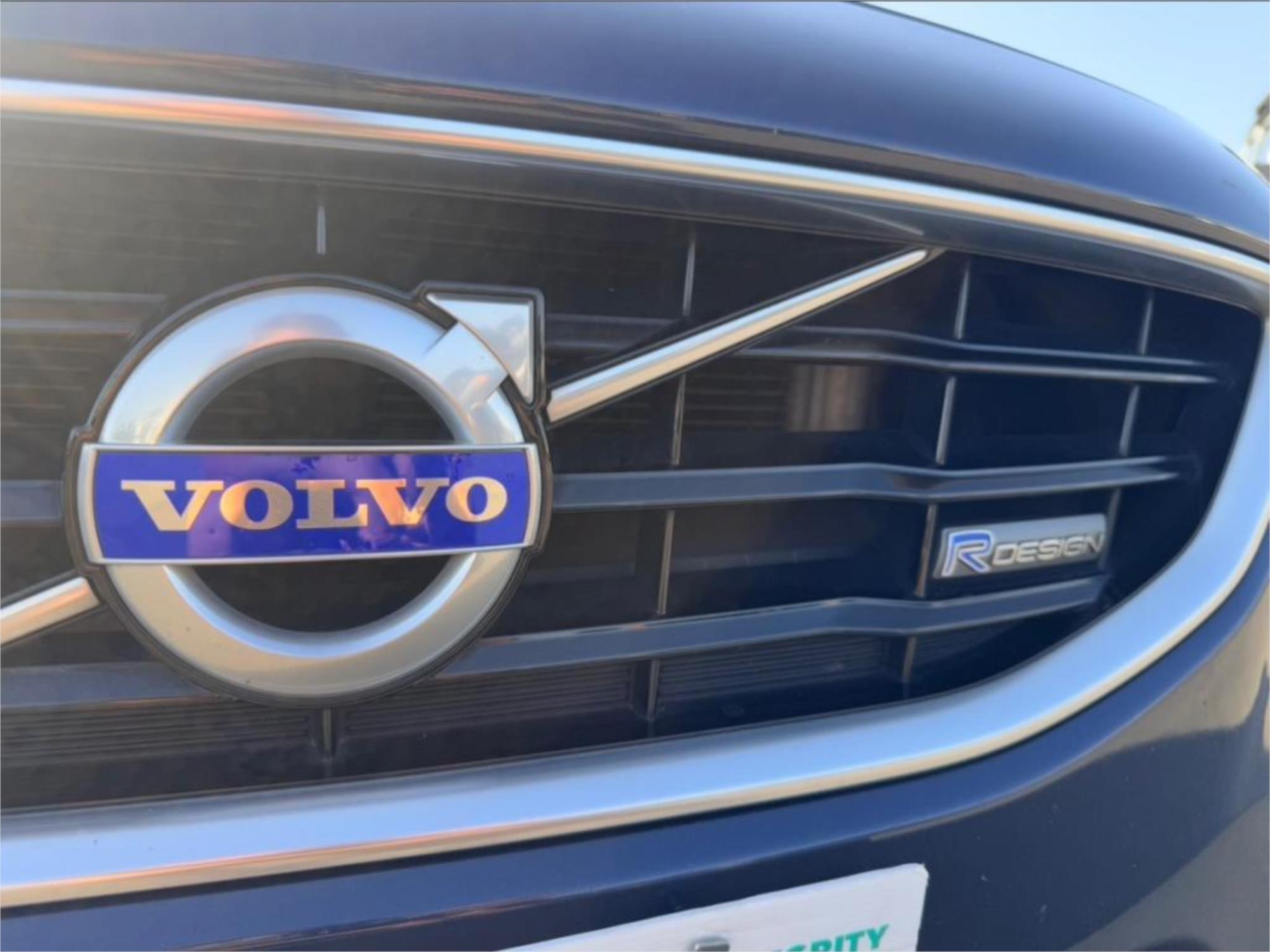 2014 VOLVO V40 M T5 R-DESIGN 6 SP AUTOMATIC 5D HATCHBACK
