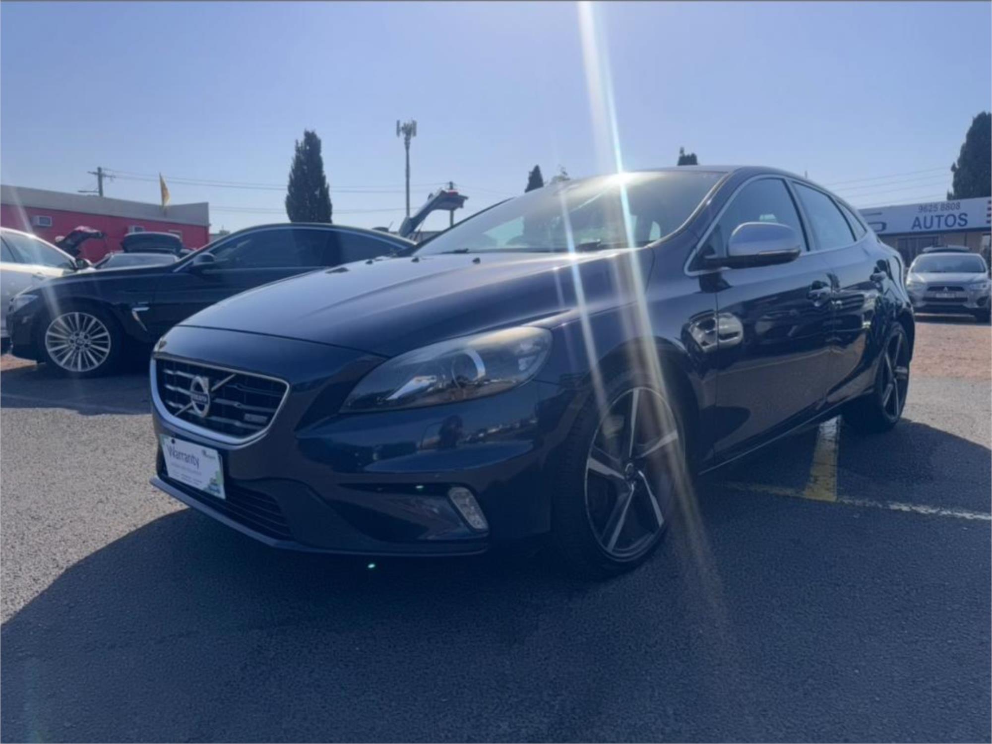 2014 VOLVO V40 M T5 R-DESIGN 6 SP AUTOMATIC 5D HATCHBACK