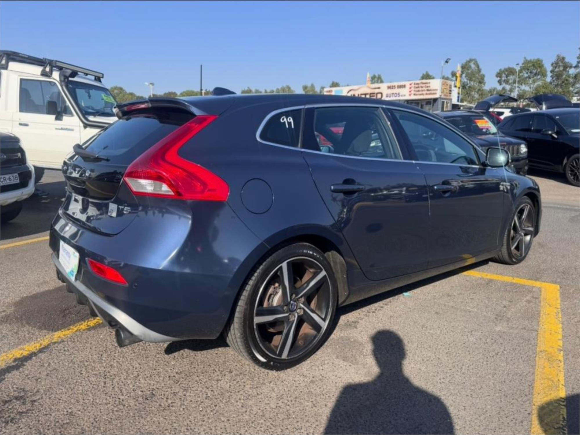 2014 VOLVO V40 M T5 R-DESIGN 6 SP AUTOMATIC 5D HATCHBACK