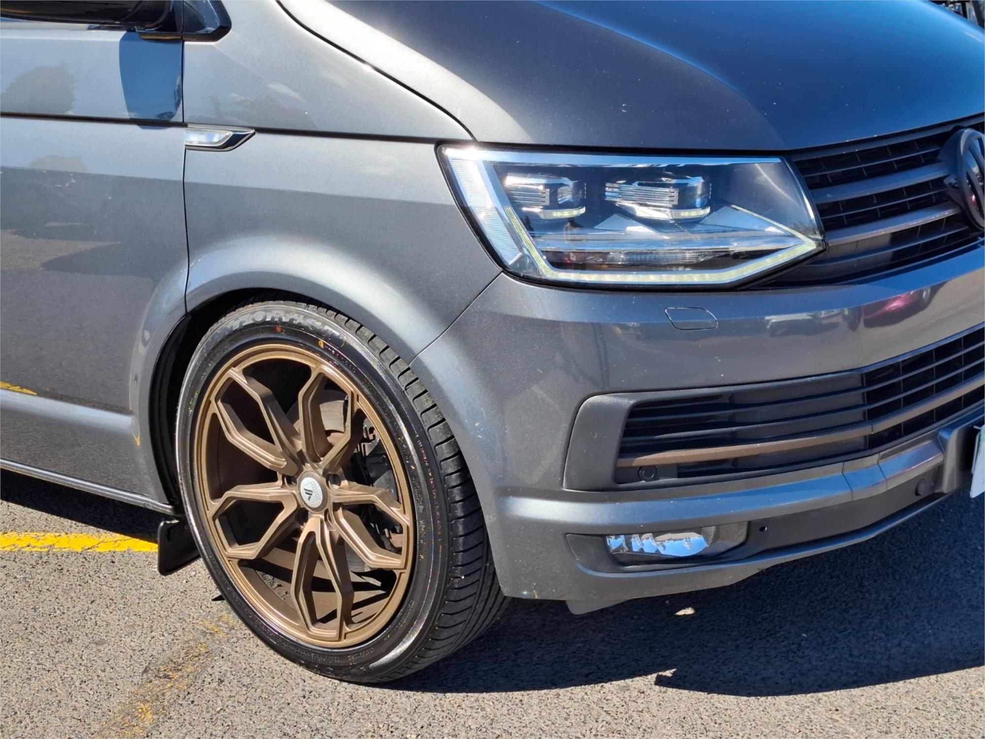 2016 VOLKSWAGEN MULTIVAN T6 MY16 EXECUTIVE TDI450 LWB 7 SP AUTO DIRECT SHIFT 4D WAGON