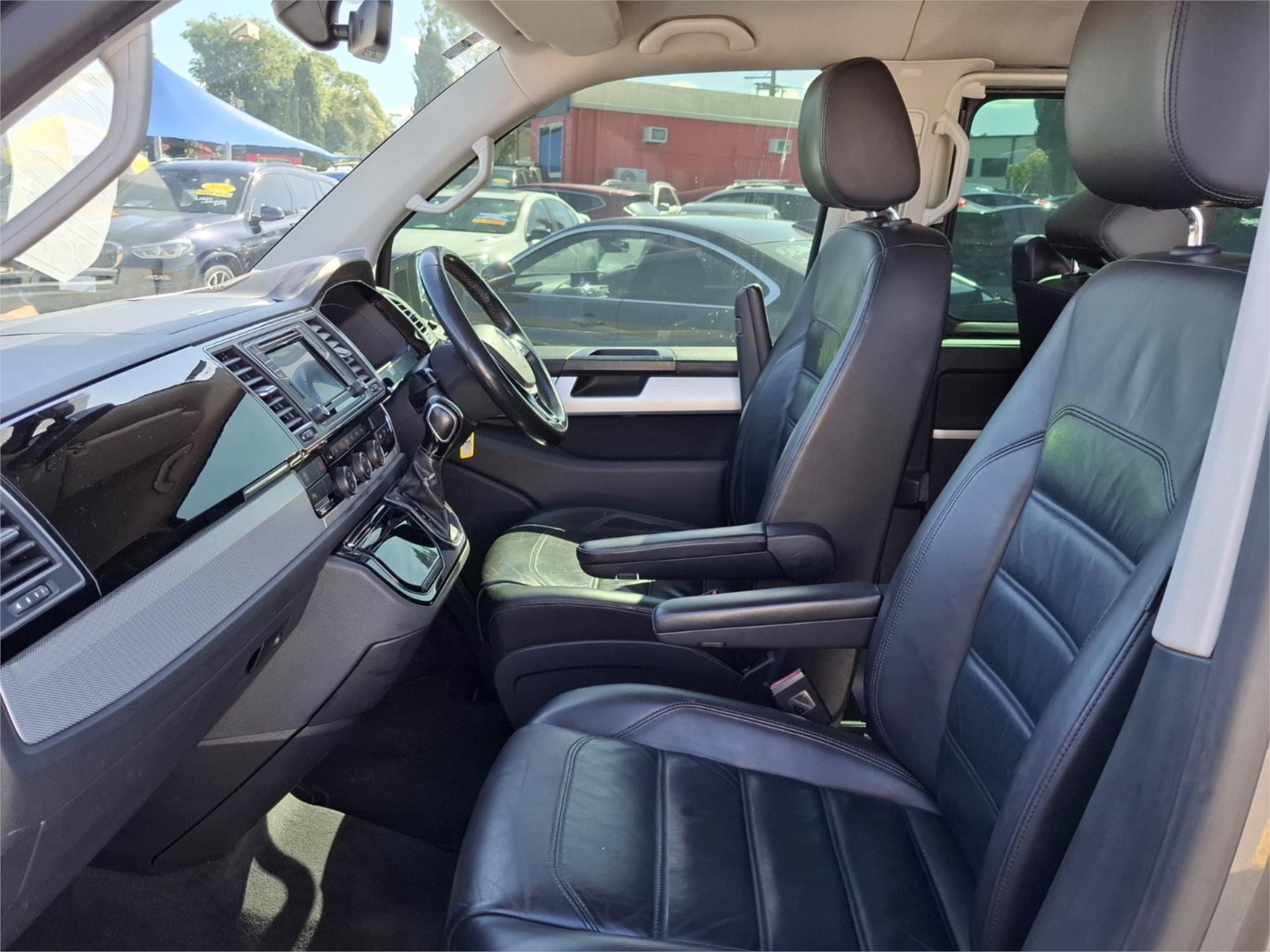 2016 VOLKSWAGEN MULTIVAN T6 MY16 EXECUTIVE TDI450 LWB 7 SP AUTO DIRECT SHIFT 4D WAGON