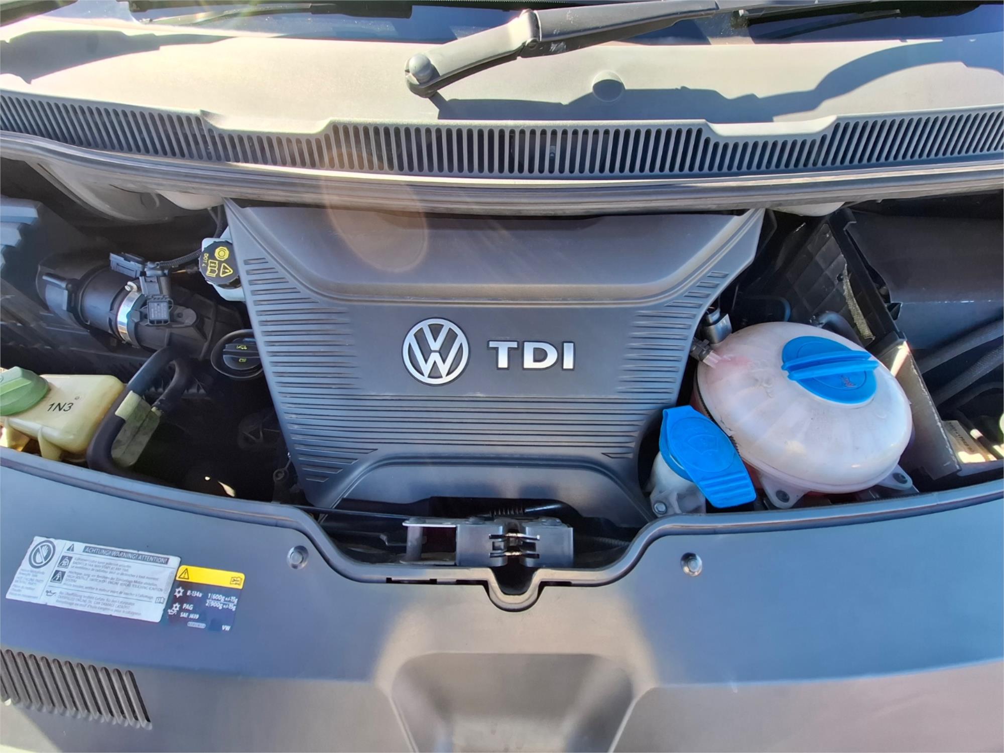 2016 VOLKSWAGEN MULTIVAN T6 MY16 EXECUTIVE TDI450 LWB 7 SP AUTO DIRECT SHIFT 4D WAGON