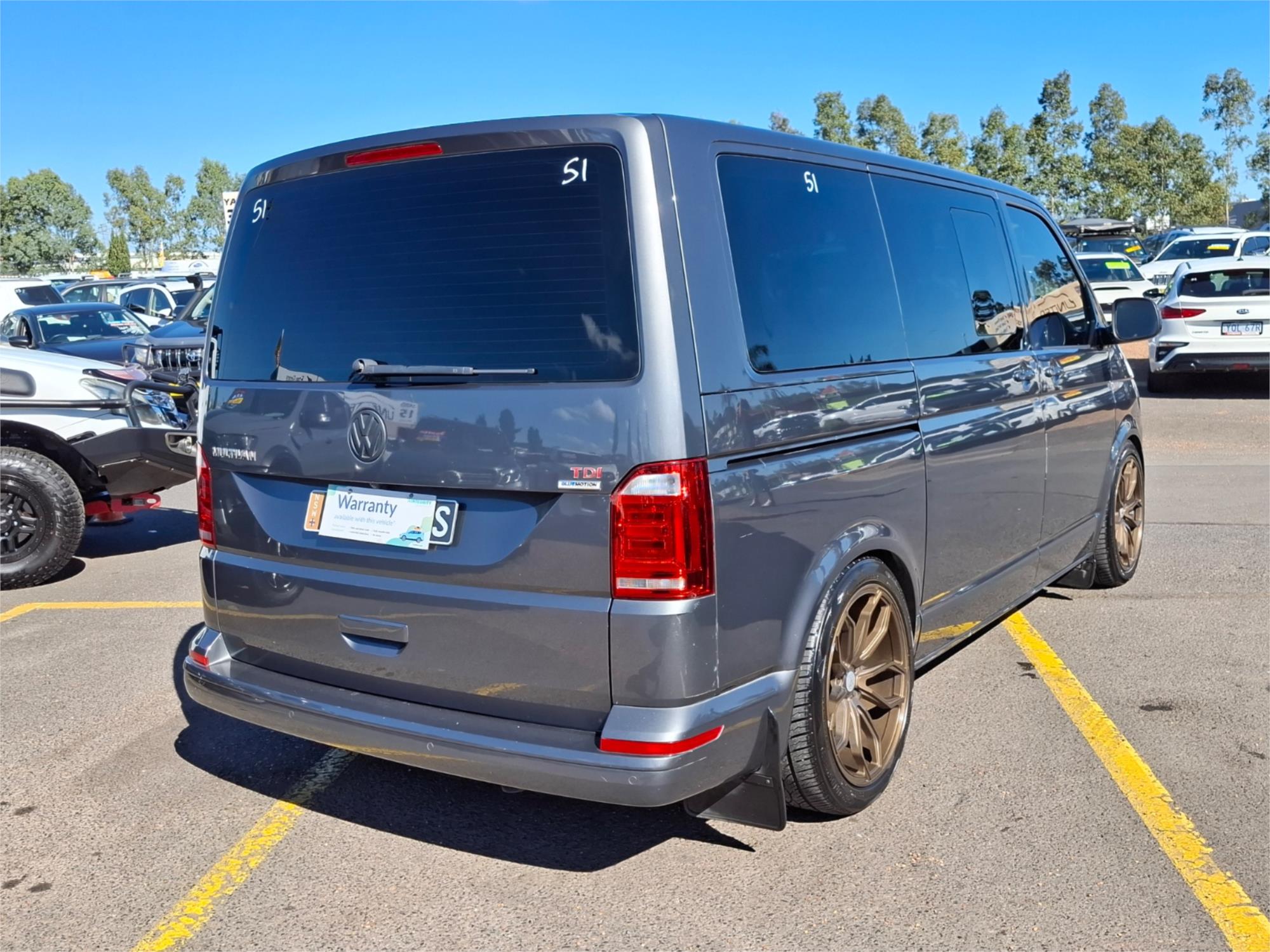 2016 VOLKSWAGEN MULTIVAN T6 MY16 EXECUTIVE TDI450 LWB 7 SP AUTO DIRECT SHIFT 4D WAGON