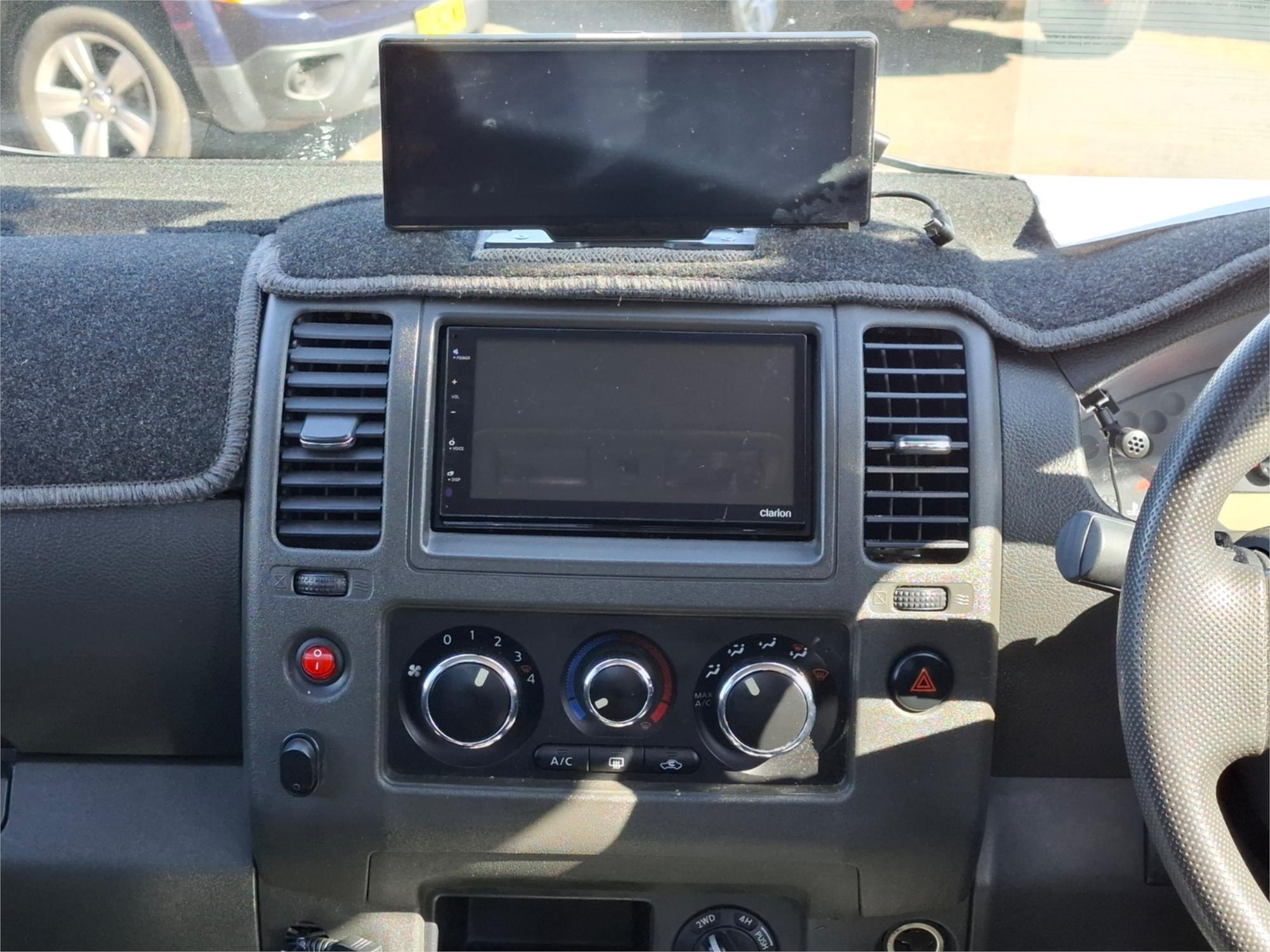 2015 NISSAN NAVARA D40 RX SILVERLINE SE (4x4) 5 SP AUTOMATIC DUAL CAB P/UP