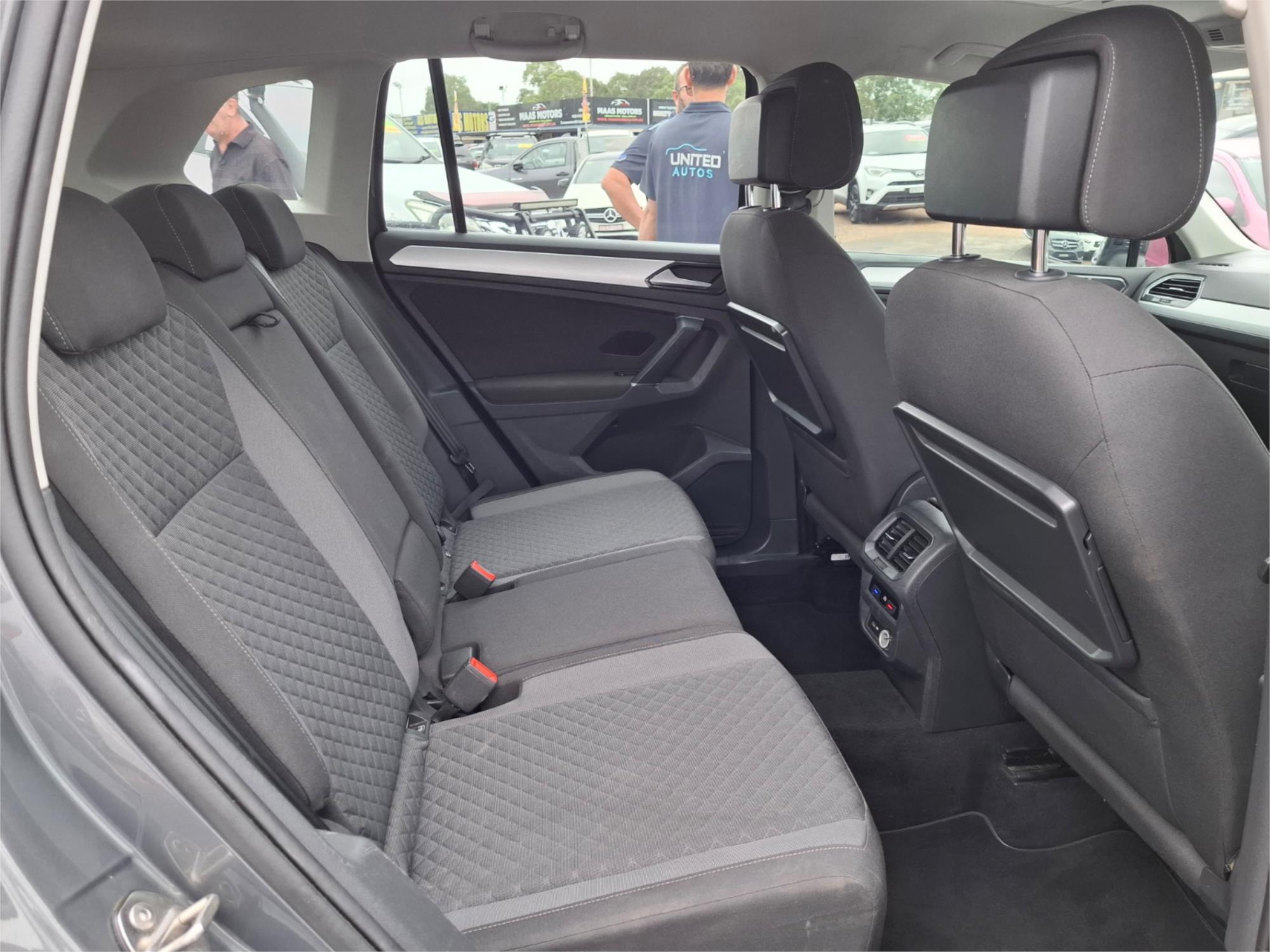2018 VOLKSWAGEN TIGUAN 5NA MY18 110 TSI COMFORTLINE 6 SP AUTO DIRECT SHIFT 4D WAGON