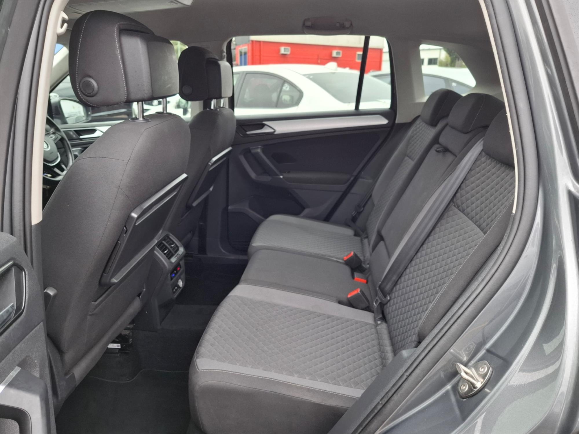 2018 VOLKSWAGEN TIGUAN 5NA MY18 110 TSI COMFORTLINE 6 SP AUTO DIRECT SHIFT 4D WAGON