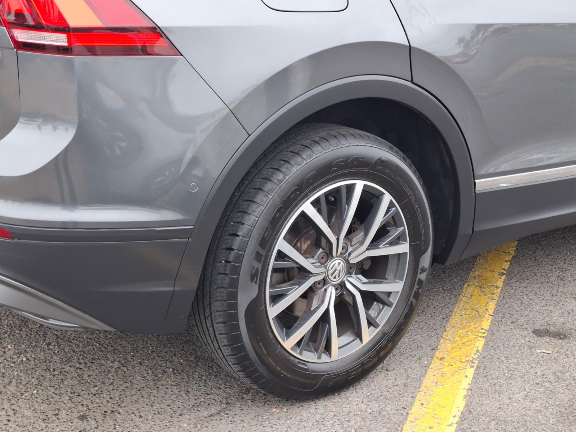 2018 VOLKSWAGEN TIGUAN 5NA MY18 110 TSI COMFORTLINE 6 SP AUTO DIRECT SHIFT 4D WAGON