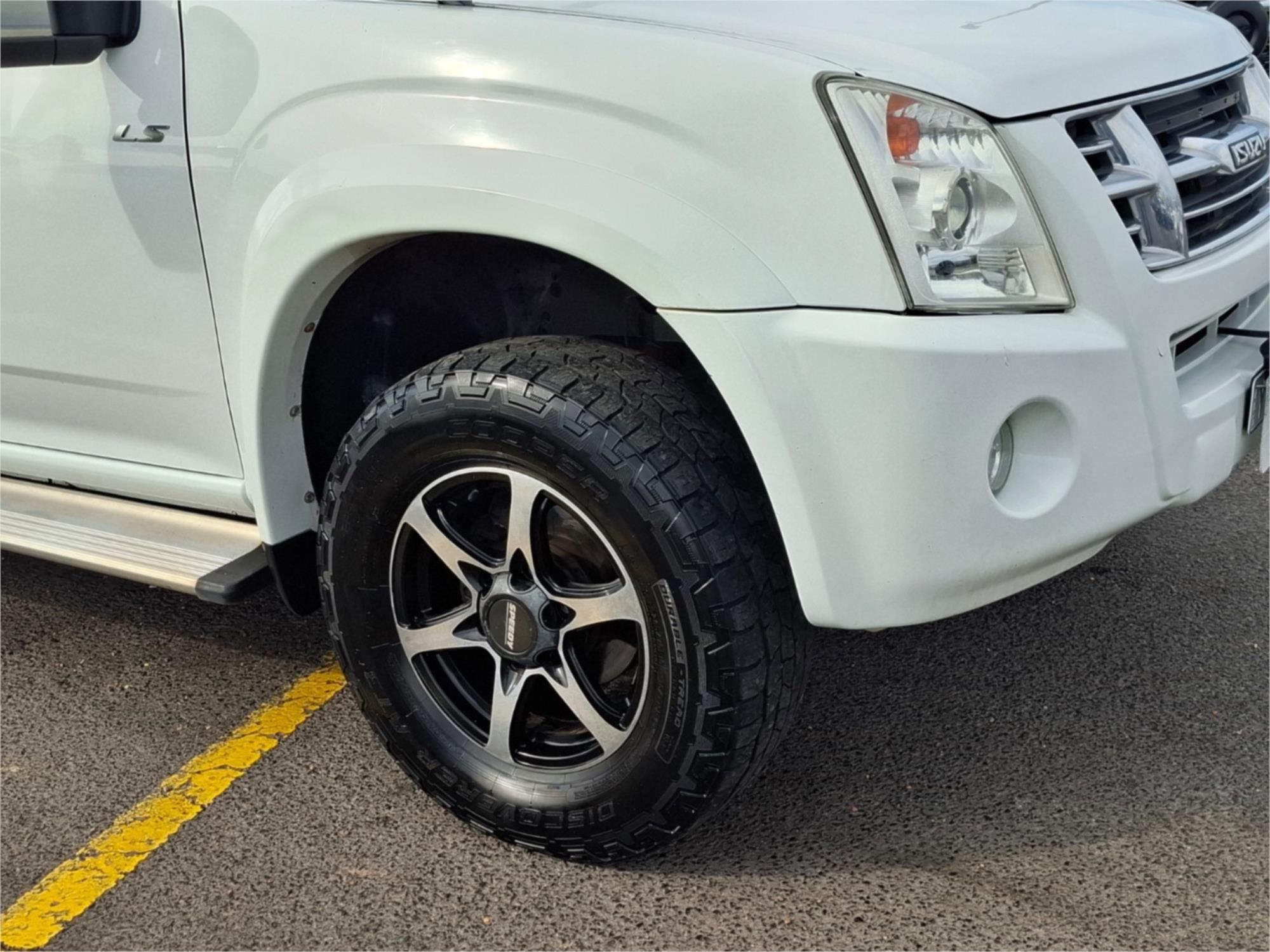 2010 ISUZU D-MAX TF SX (4x2) 5 SP MANUAL C/CHAS