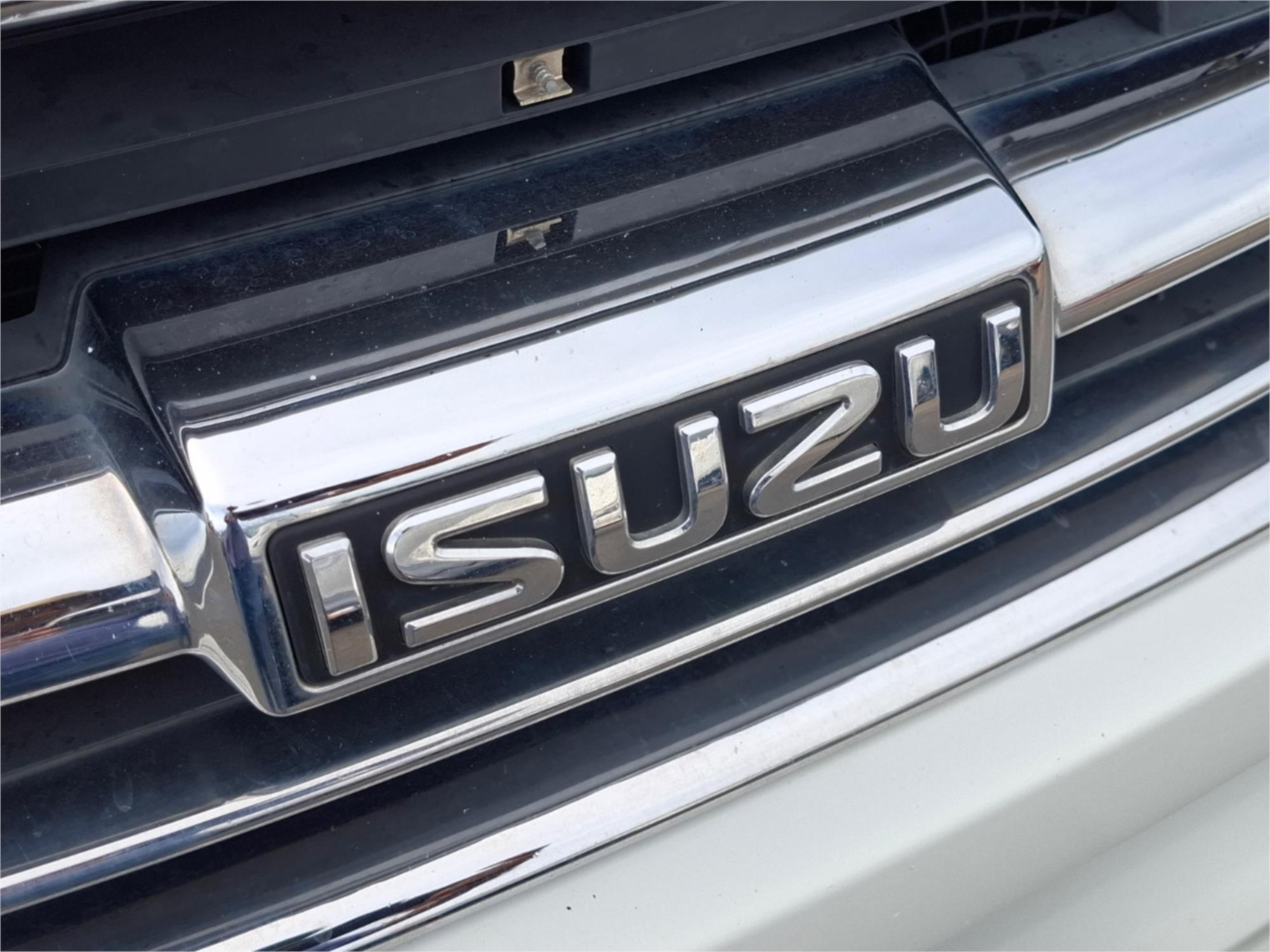 2010 ISUZU D-MAX TF SX (4x2) 5 SP MANUAL C/CHAS