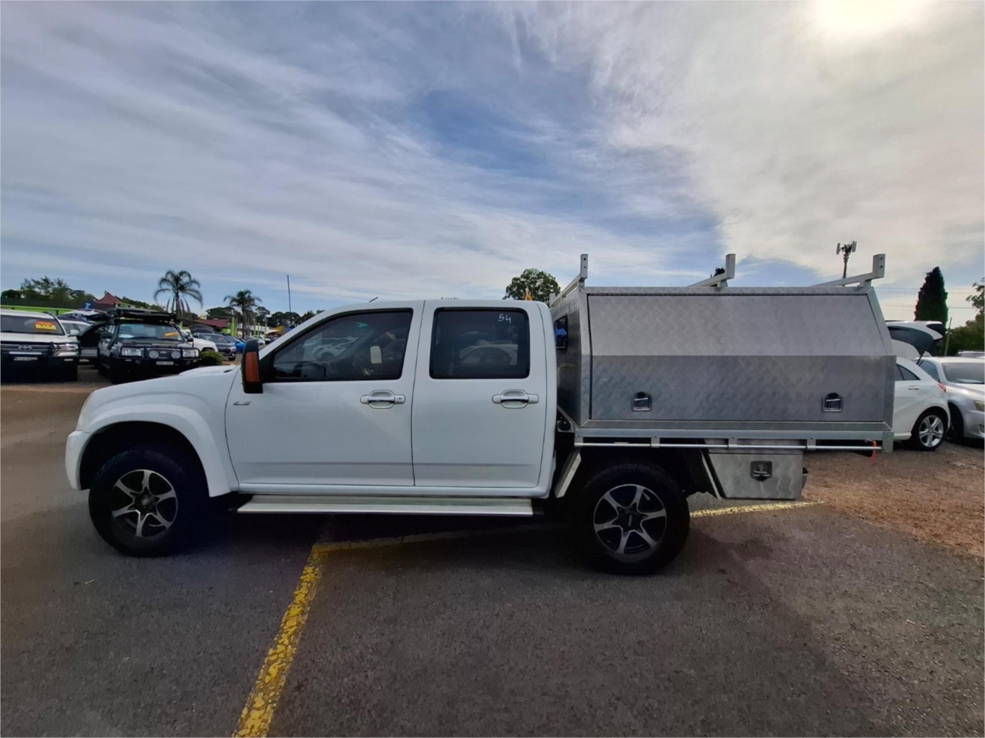 2010 ISUZU D-MAX TF SX (4x2) 5 SP MANUAL C/CHAS
