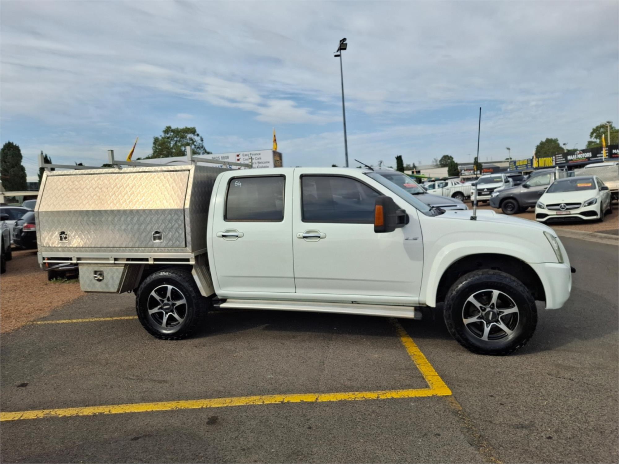 2010 ISUZU D-MAX TF SX (4x2) 5 SP MANUAL C/CHAS