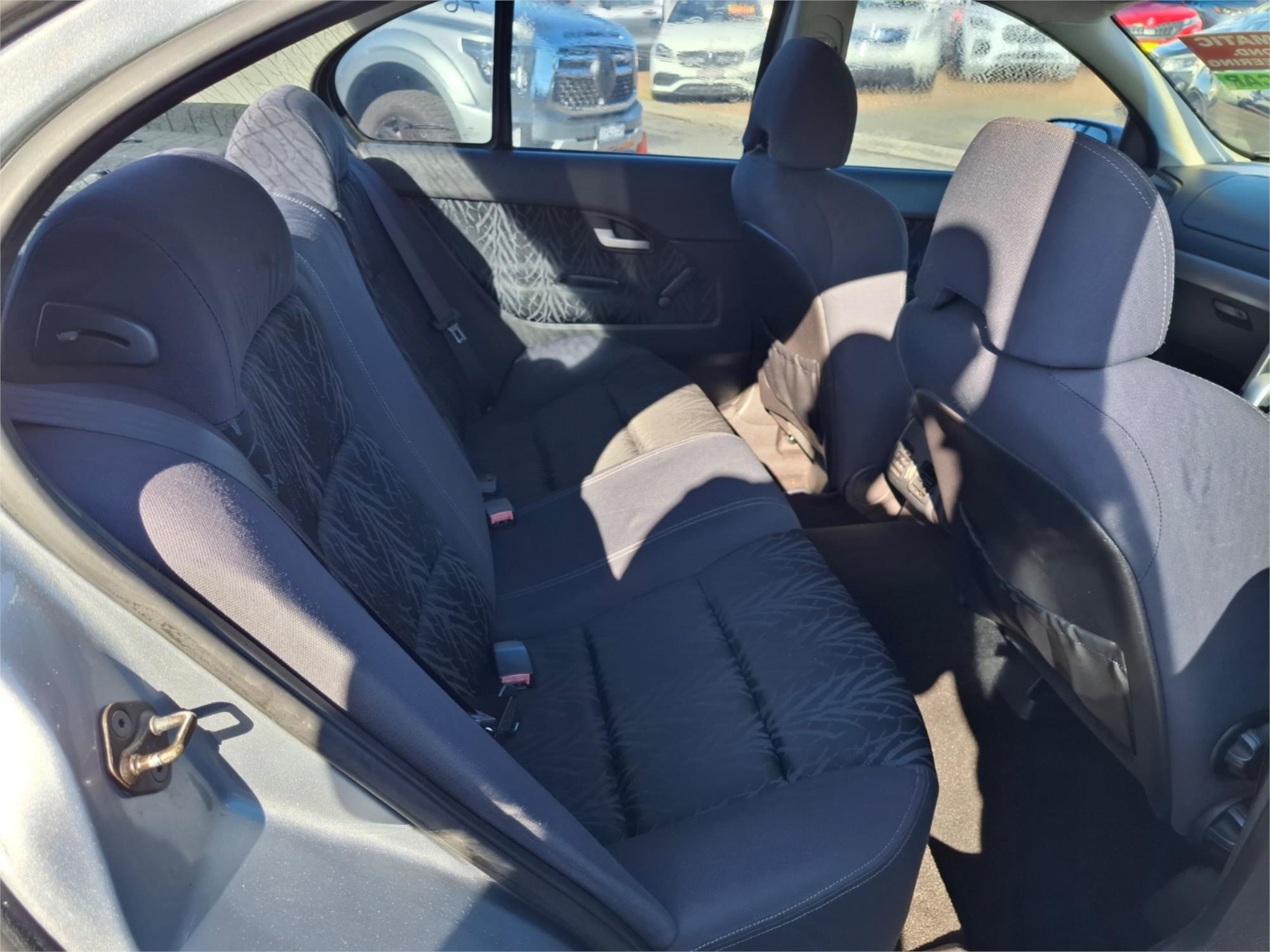 2004 FORD FALCON BA XR6 4 SP AUTO SEQ SPORTSHIFT 4D SEDAN