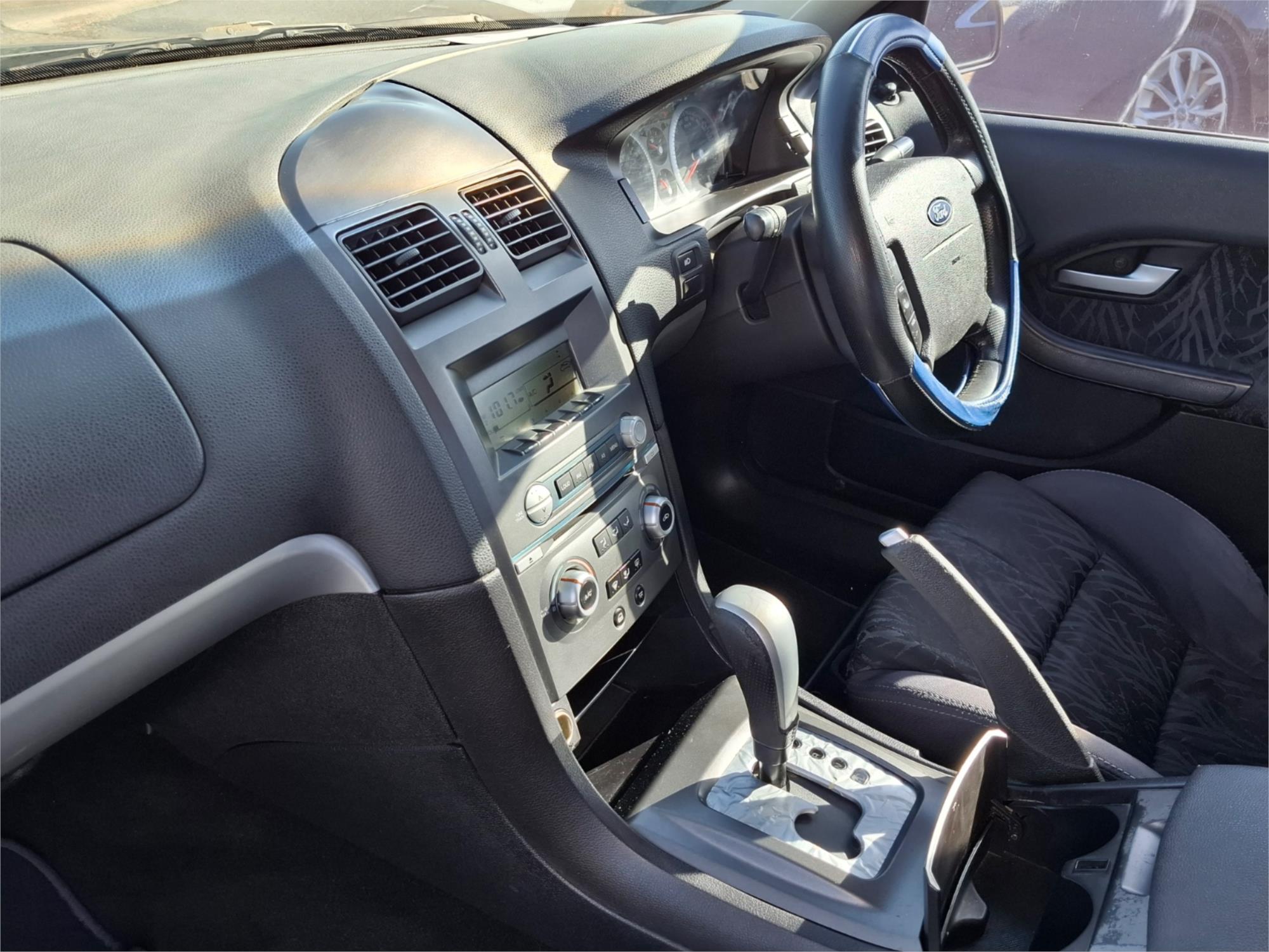 2004 FORD FALCON BA XR6 4 SP AUTO SEQ SPORTSHIFT 4D SEDAN