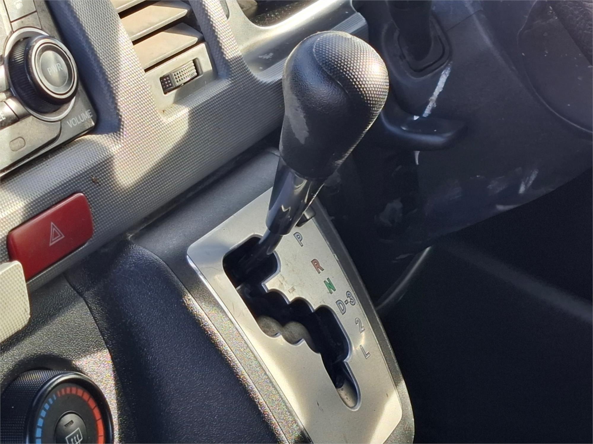 2012 TOYOTA HIACE TRH201R MY12 UPGRADE LWB 4 SP AUTOMATIC 4D VAN