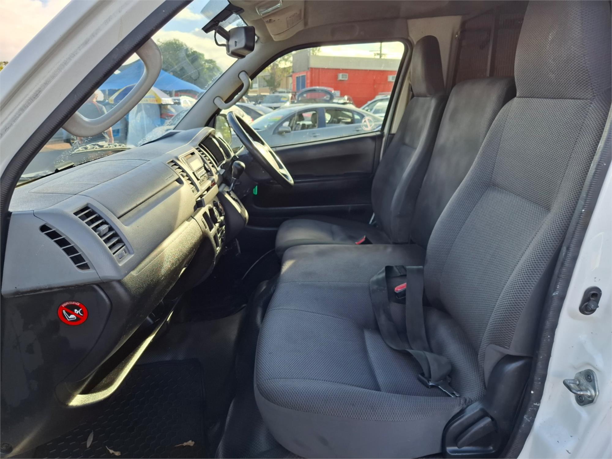 2012 TOYOTA HIACE TRH201R MY12 UPGRADE LWB 4 SP AUTOMATIC 4D VAN