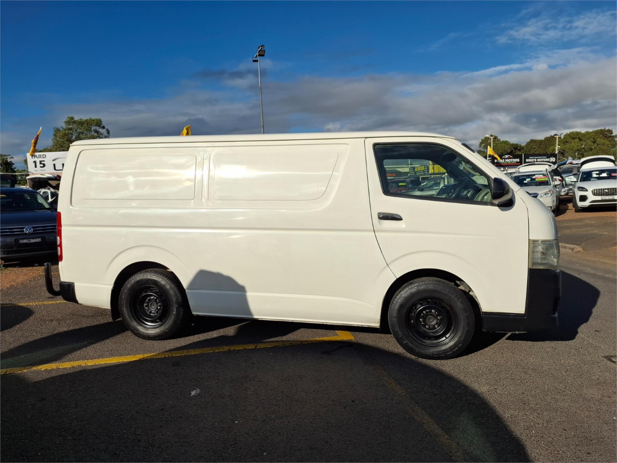 2012 TOYOTA HIACE TRH201R MY12 UPGRADE LWB 4 SP AUTOMATIC 4D VAN